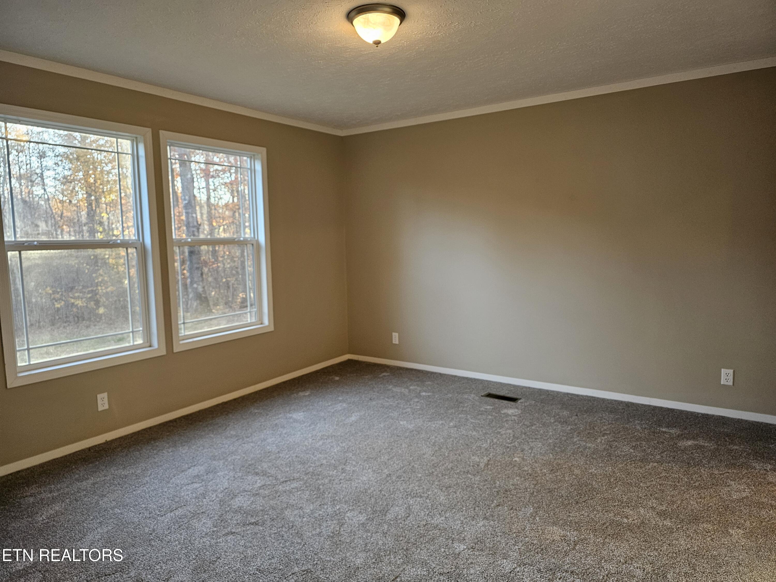 196 Red Hill Road Sunbright TN 37872