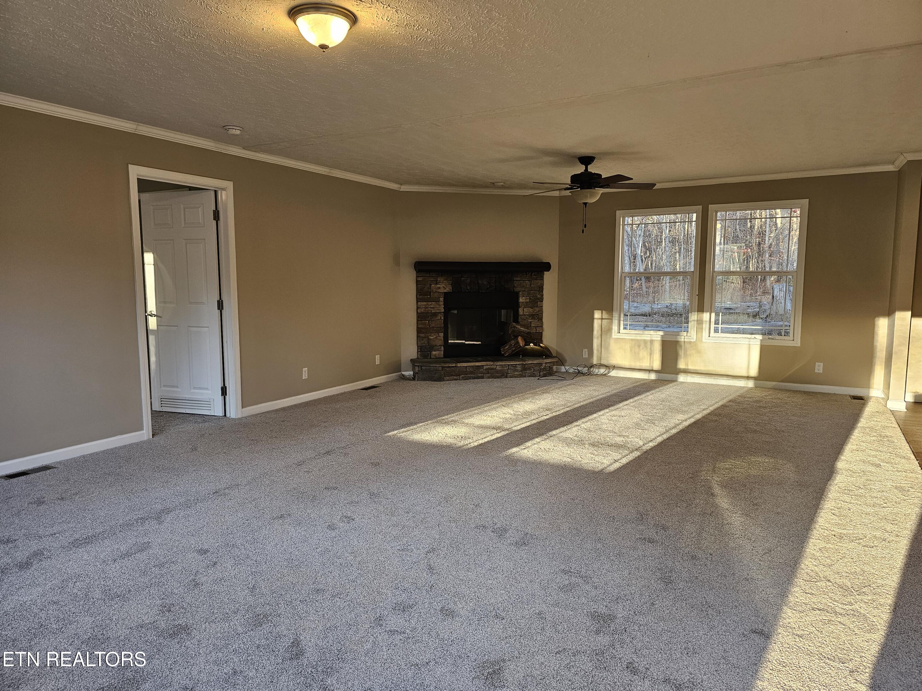 196 Red Hill Road Sunbright TN 37872