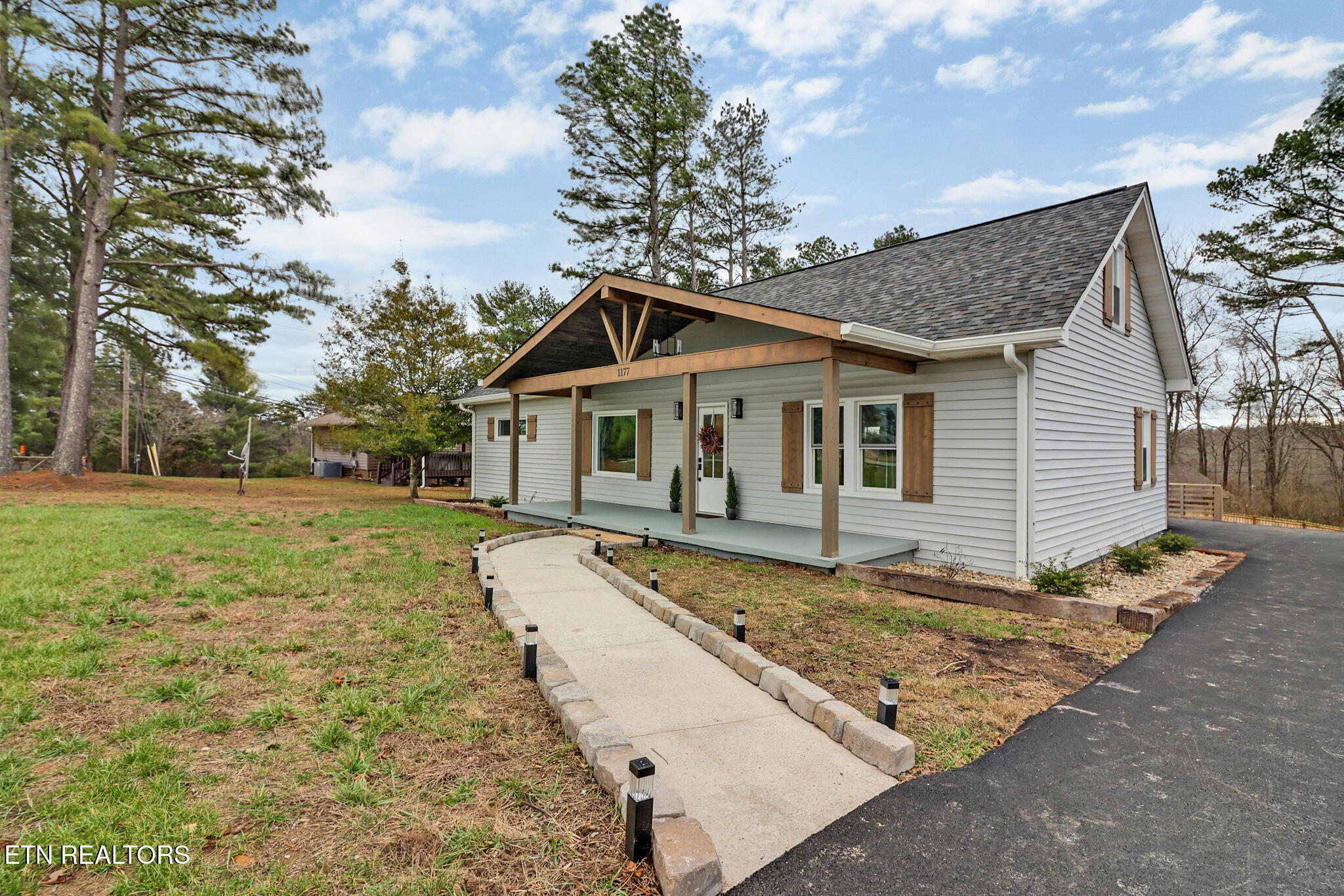 1177 Sparta Highway Crossville TN 38572