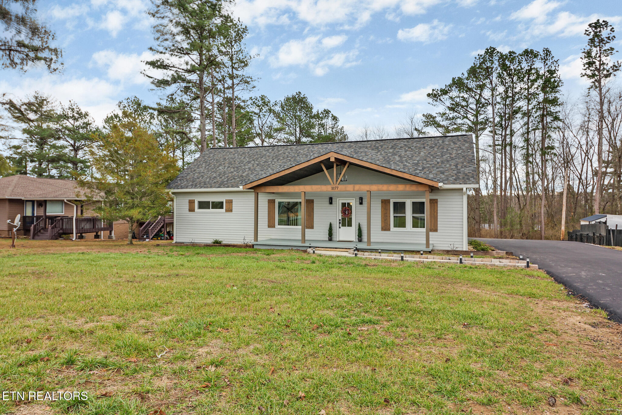 1177 Sparta Highway Crossville TN 38572