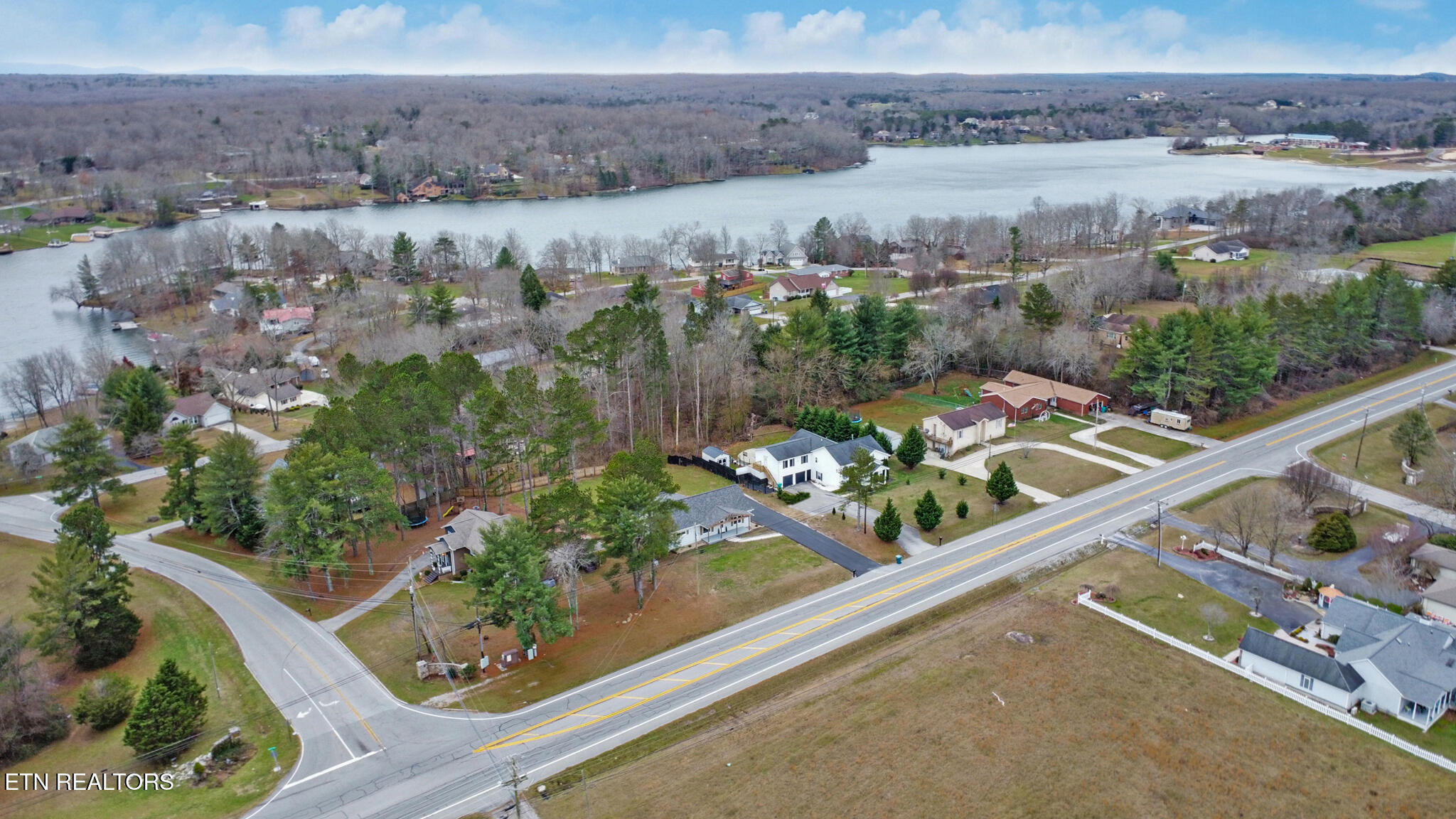 1177 Sparta Highway Crossville TN 38572