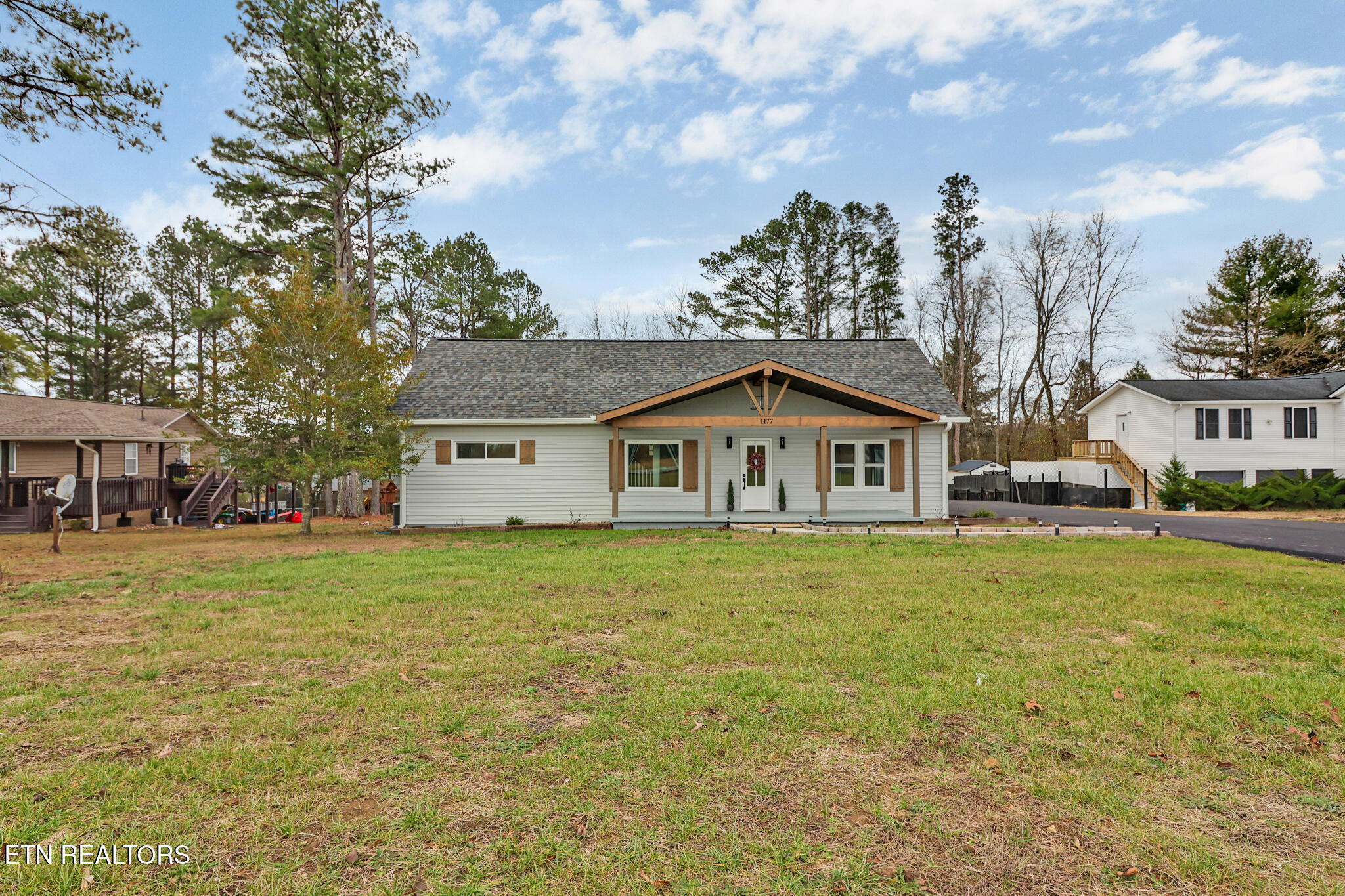 1177 Sparta Highway Crossville TN 38572