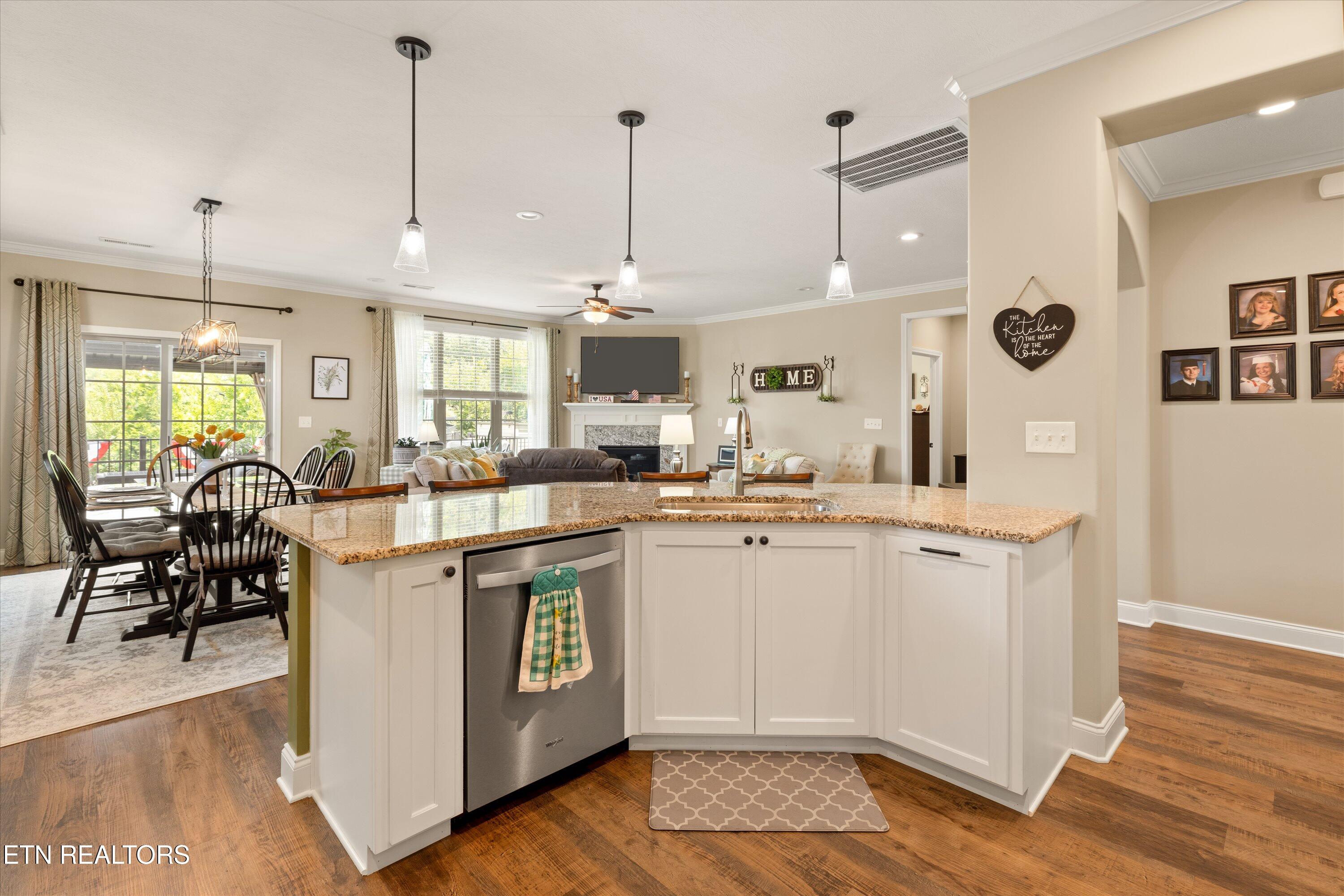 2271 Boulder Crest Lane Sevierville TN 37876