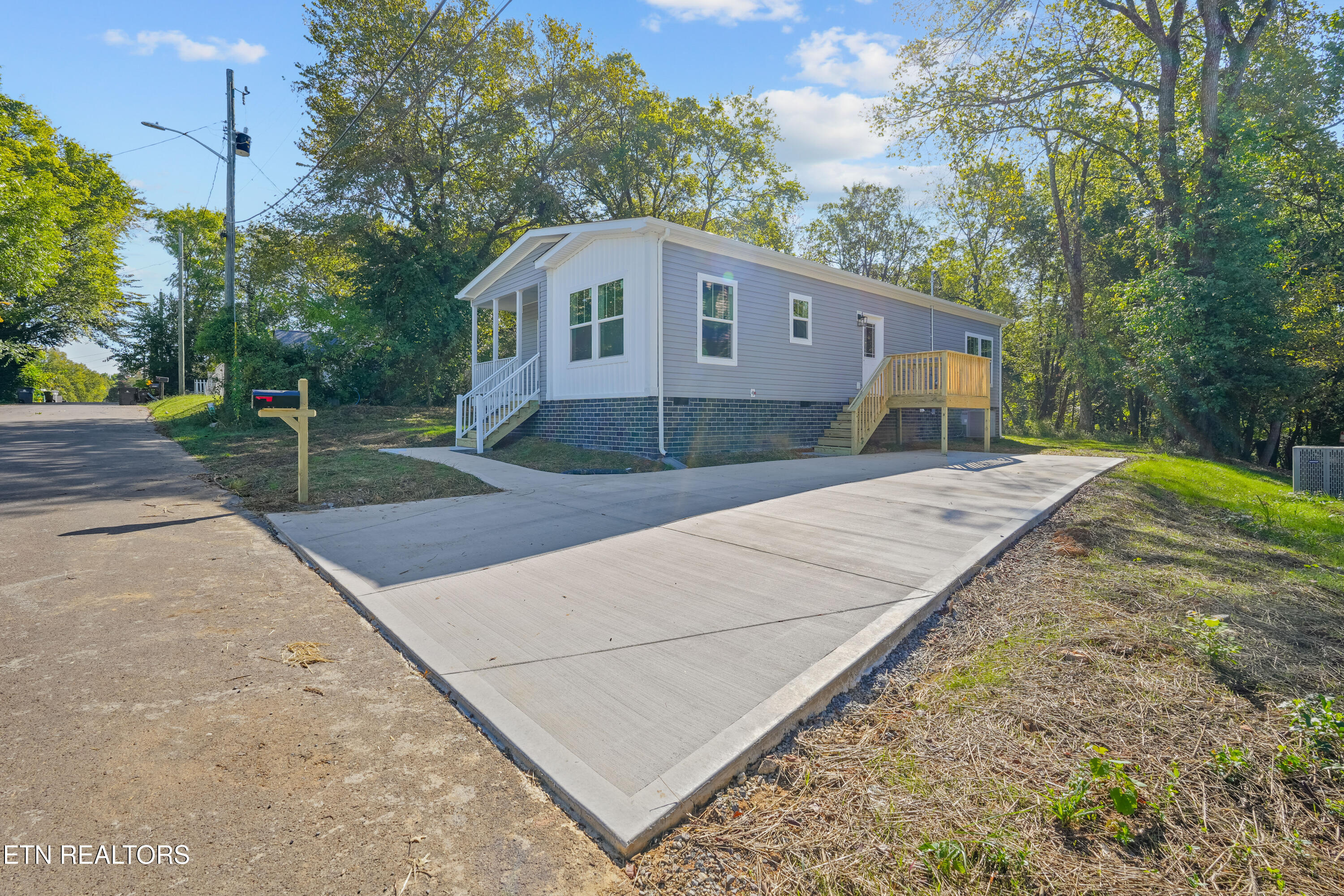 2208 Cityview Avenue Knoxville TN 37915