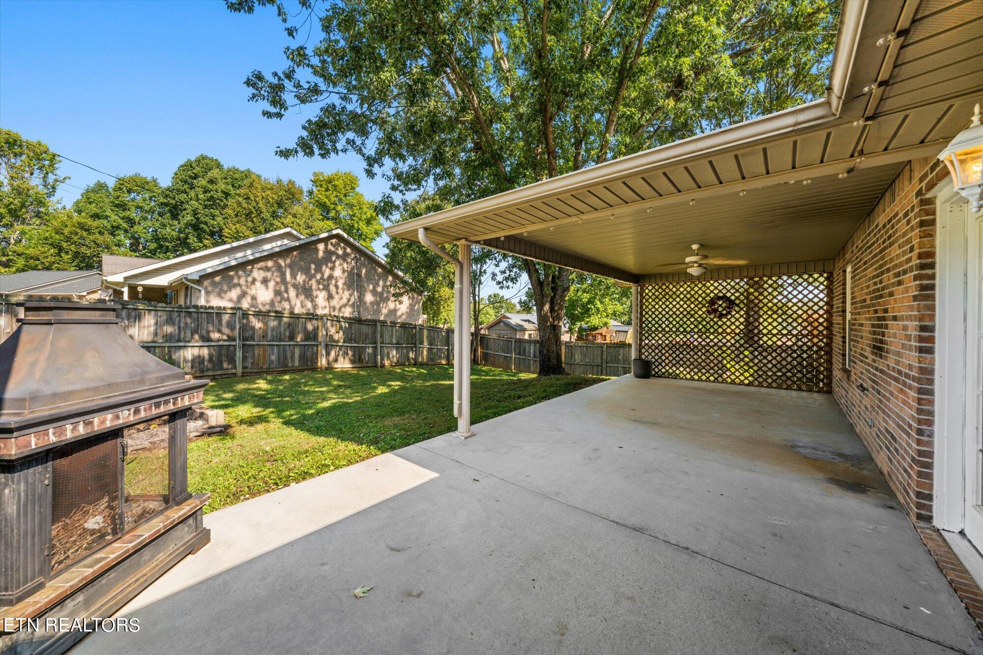 7200 Agatha Road Corryton TN 37721