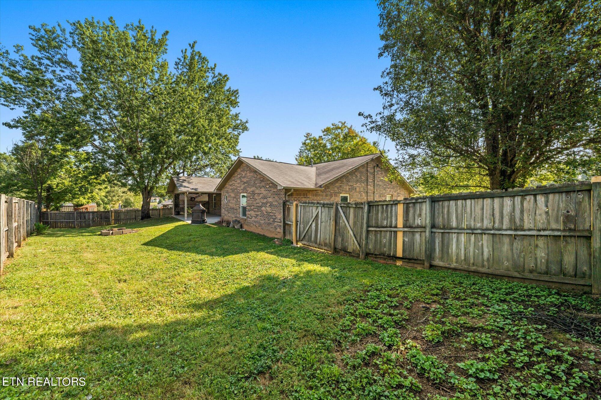 7200 Agatha Road Corryton TN 37721