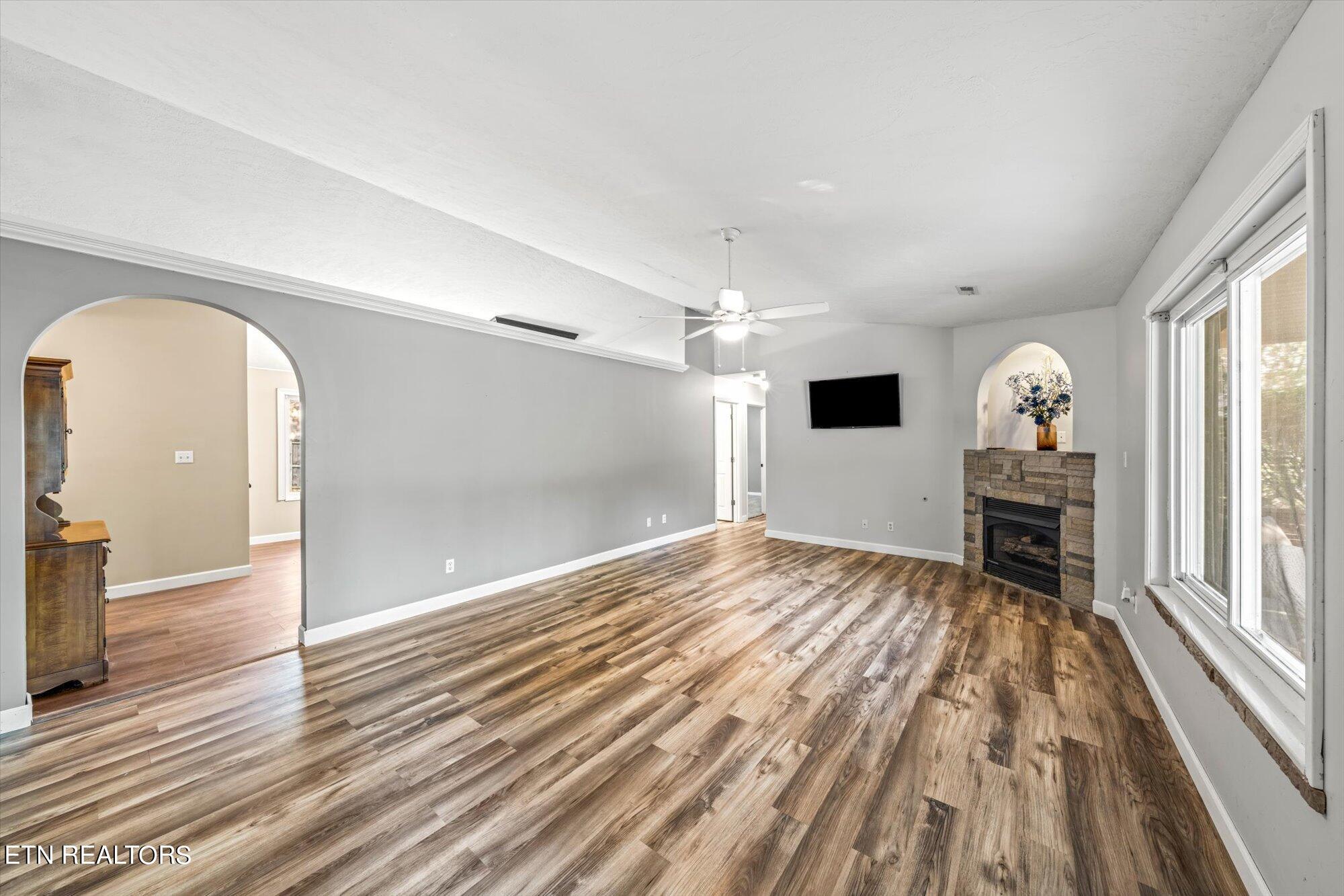 7200 Agatha Road Corryton TN 37721