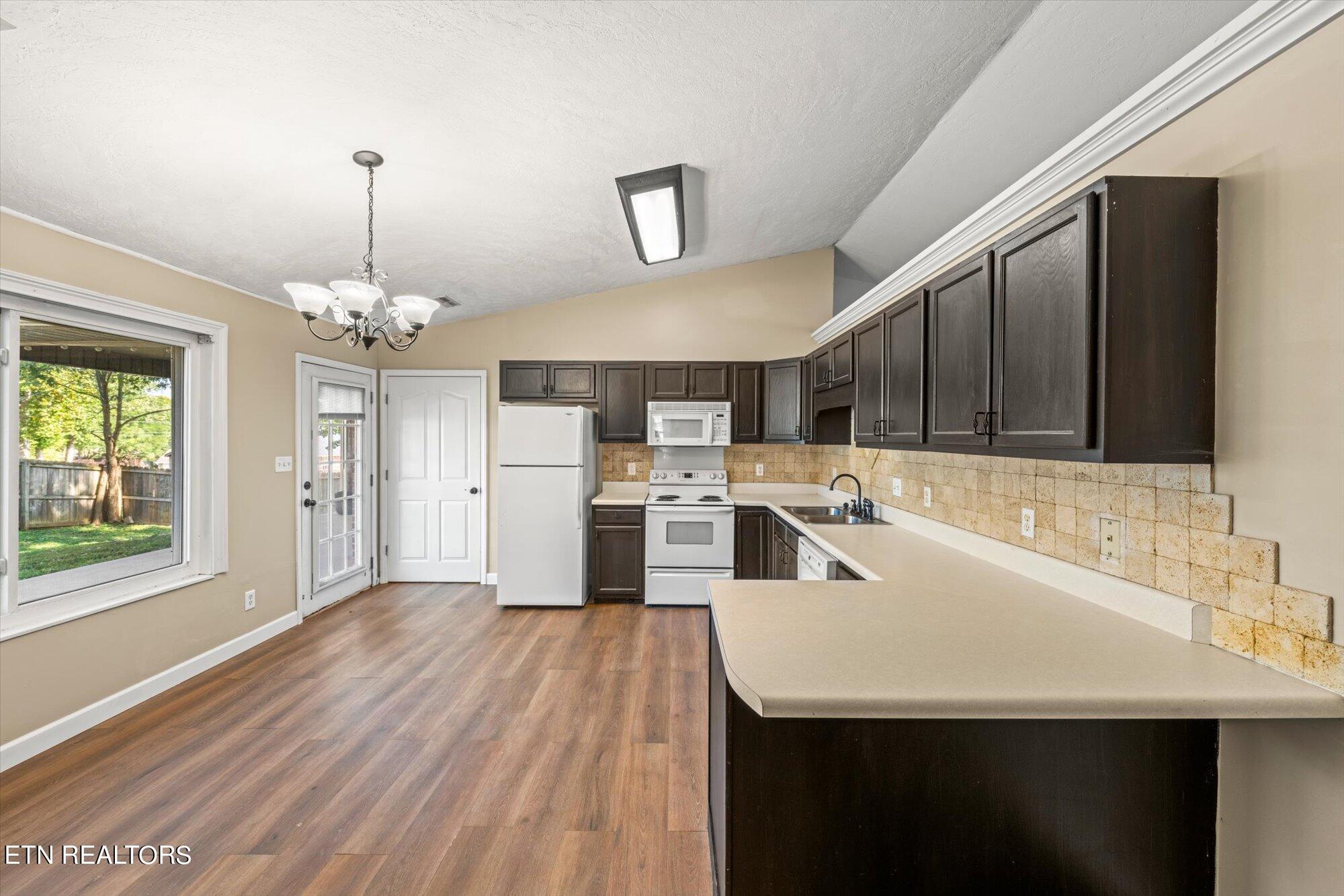 7200 Agatha Road Corryton TN 37721