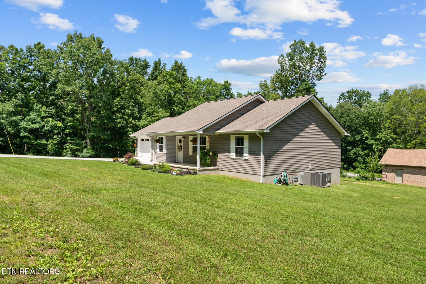 601 Catawba Lane Crossville TN 38572