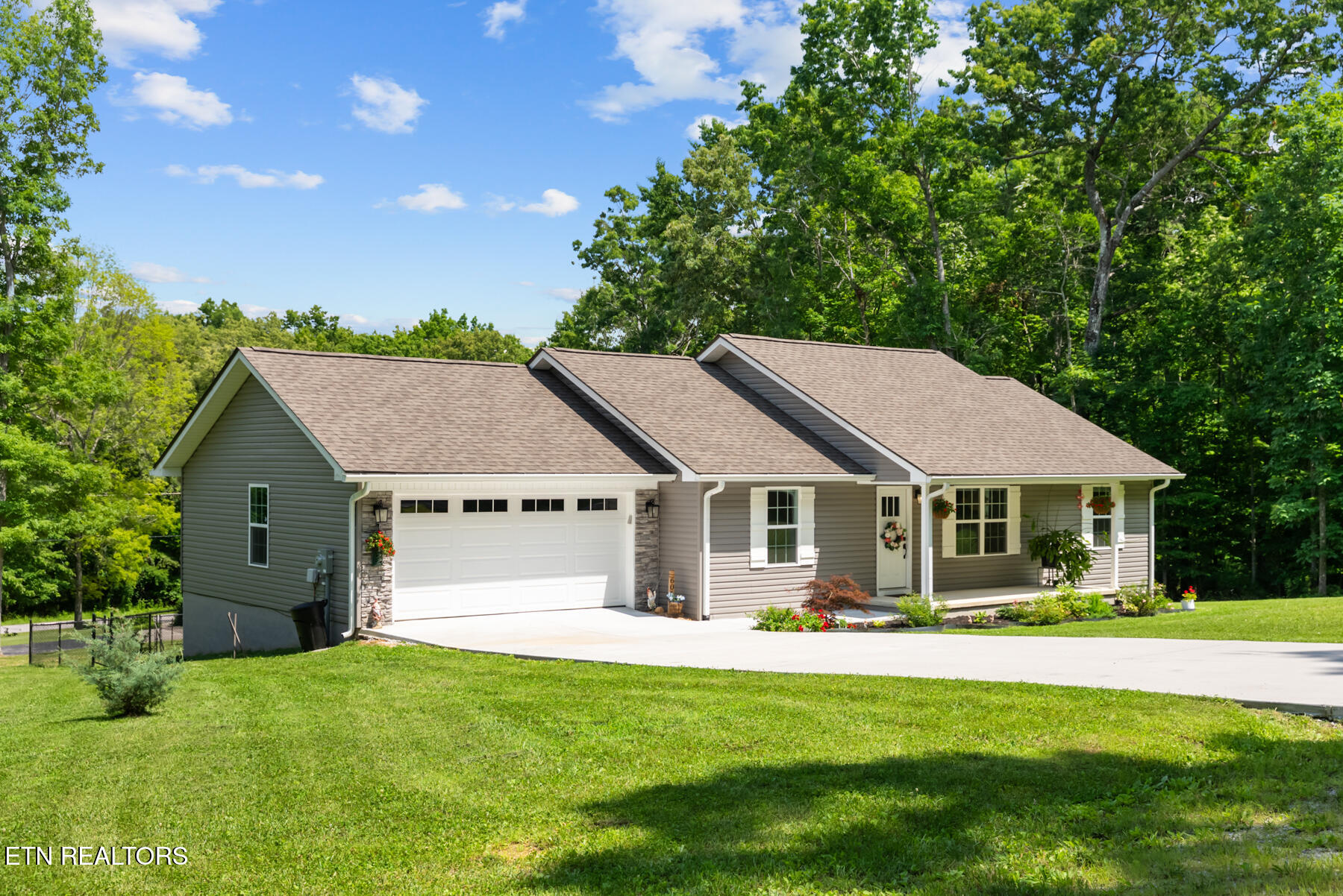 601 Catawba Lane Crossville TN 38572