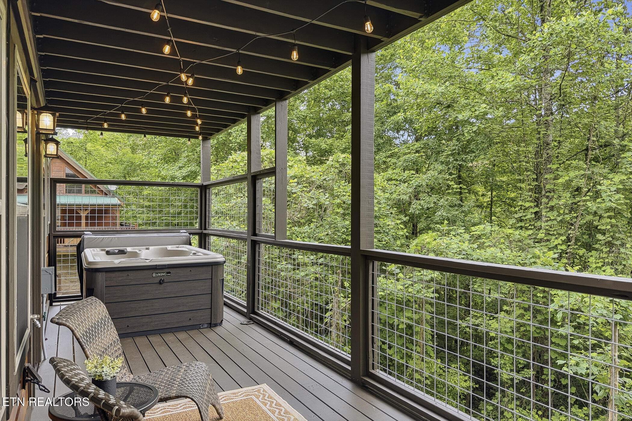 1642 Lake Drive Gatlinburg TN 37738