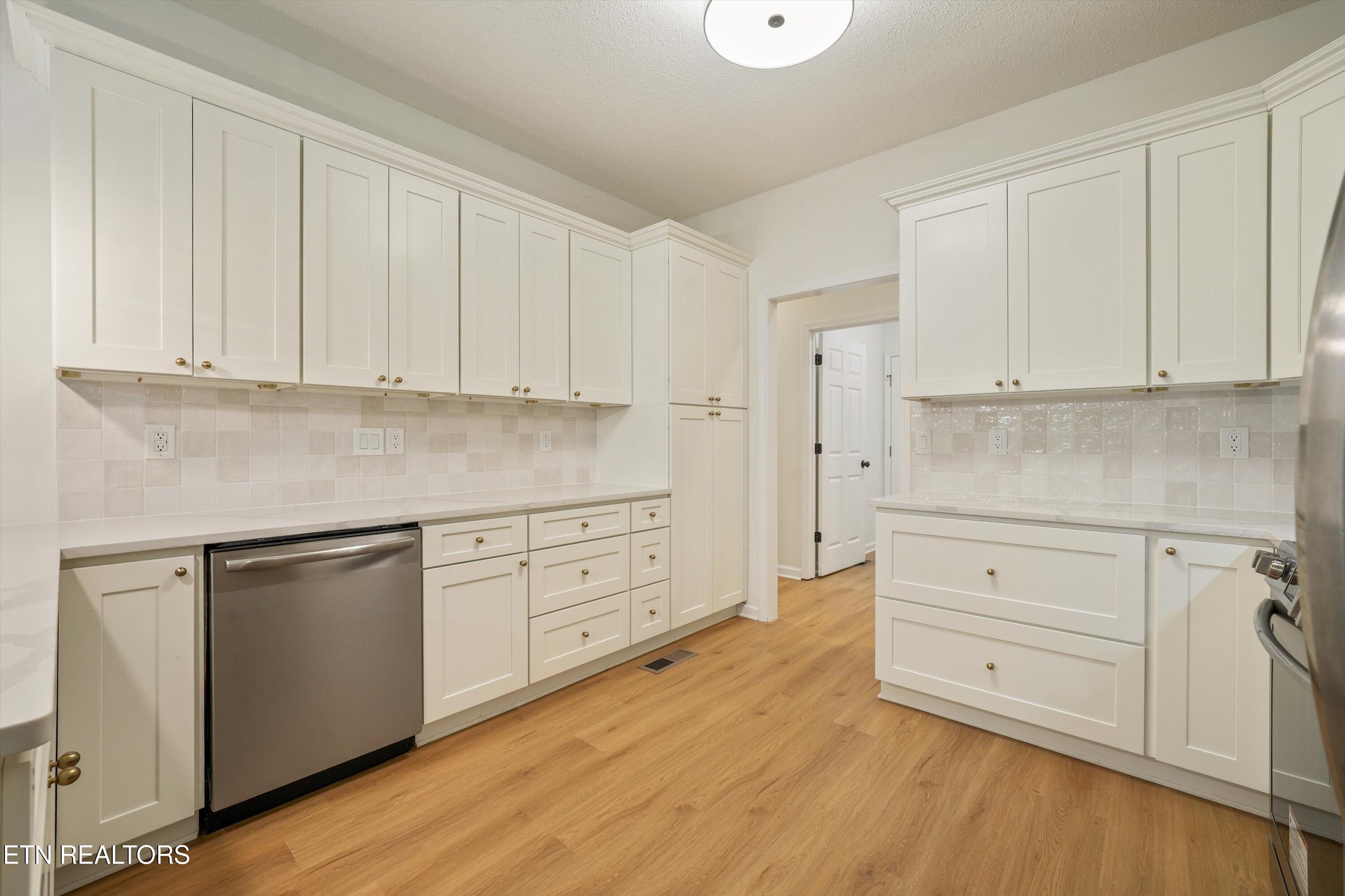 433 Tanasi Way Loudon TN 37774