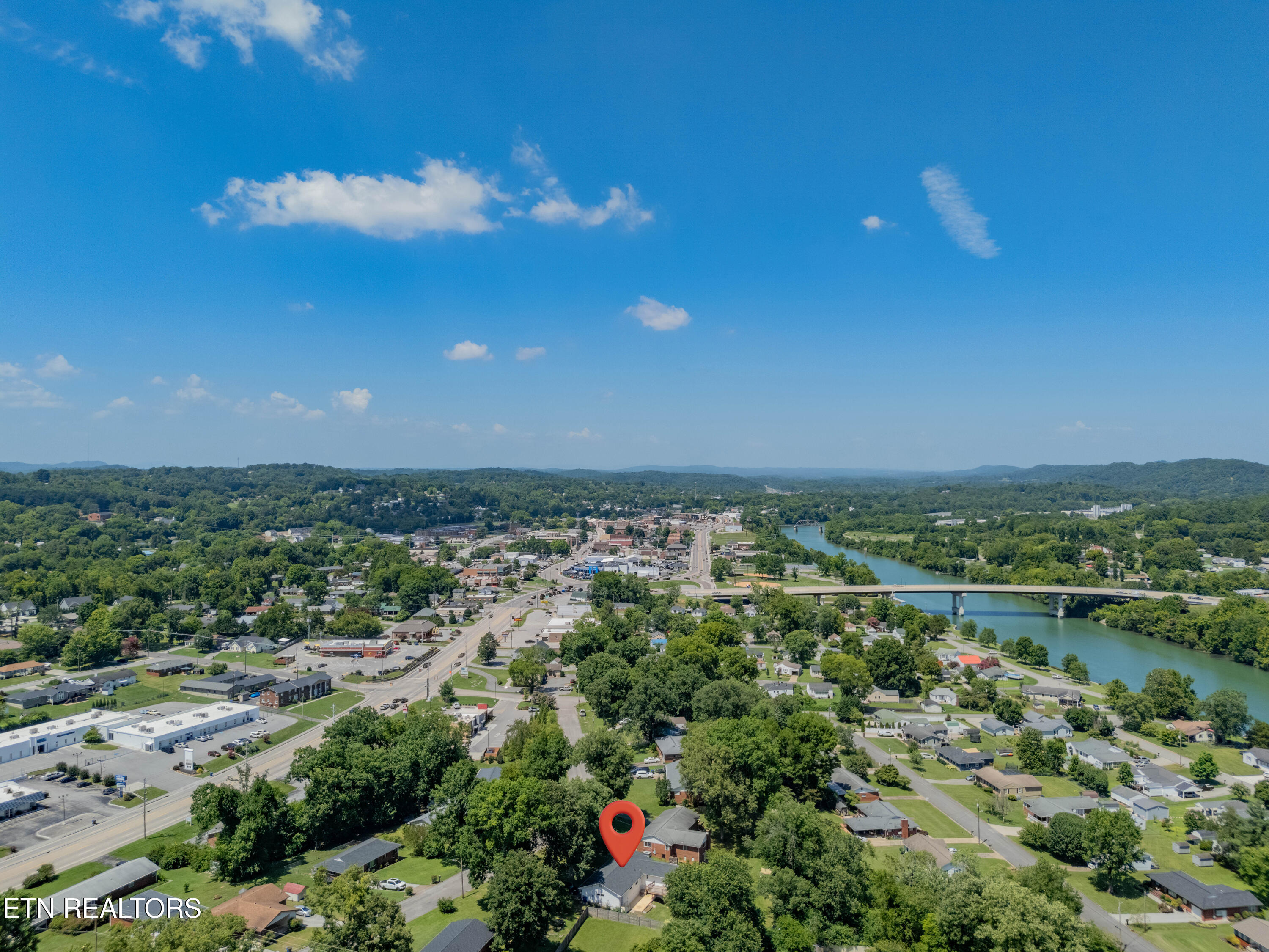 412 Woodland Drive Clinton TN 37716
