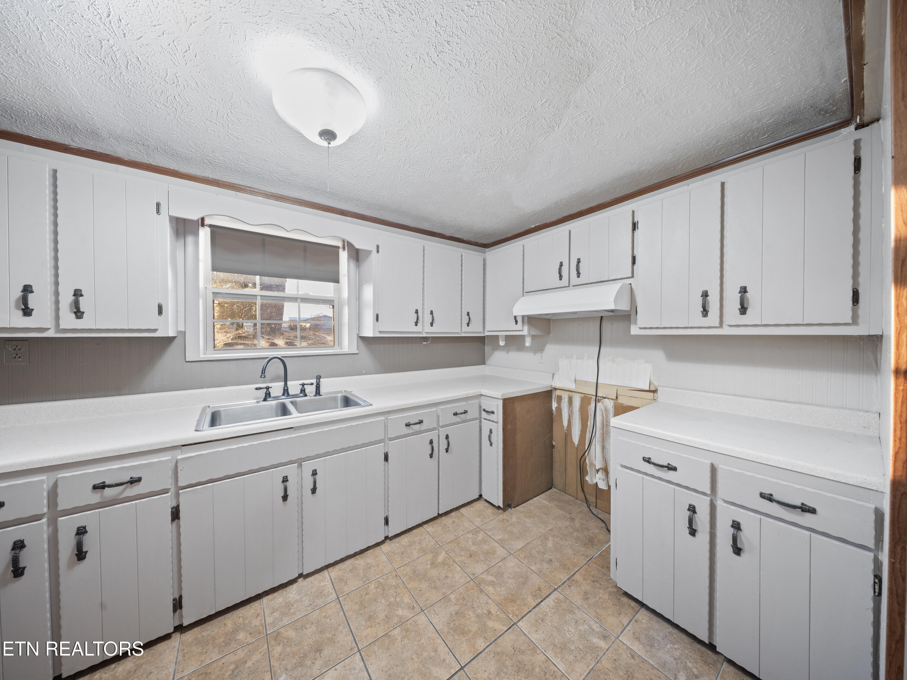 196 Ellis Road Kingston TN 37763