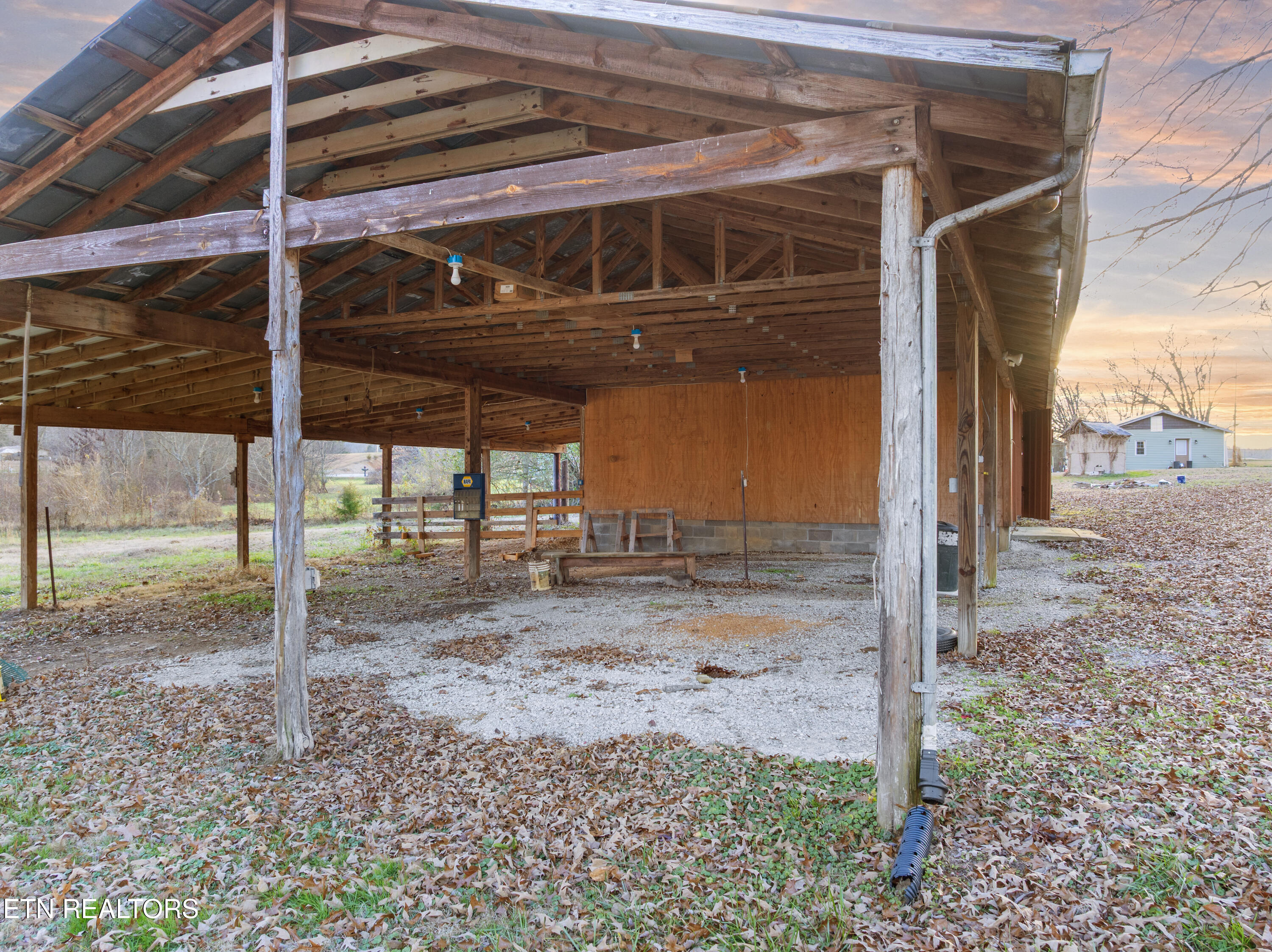 196 Ellis Road Kingston TN 37763