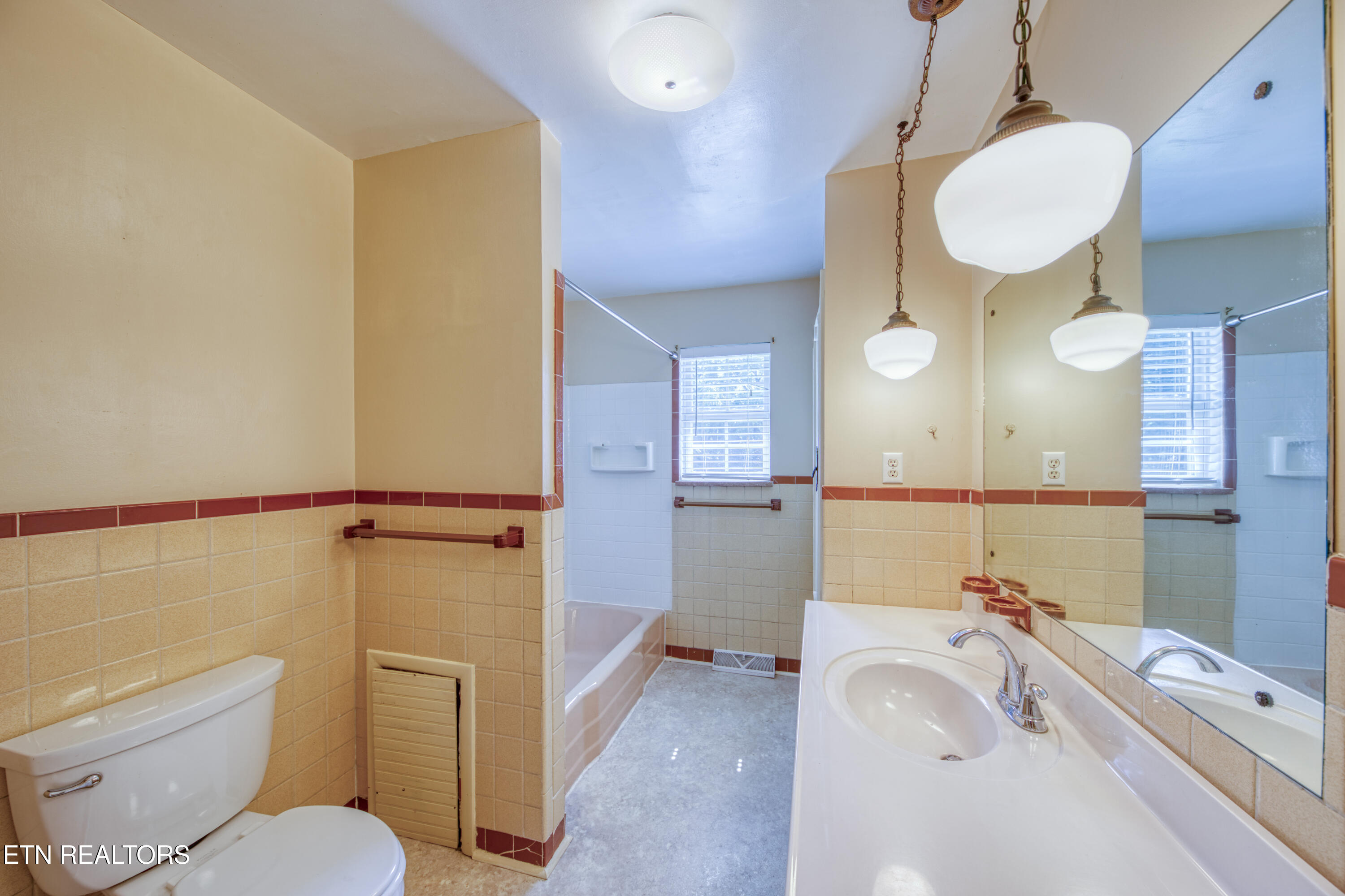 509 N Maple Street Maryville TN 37801
