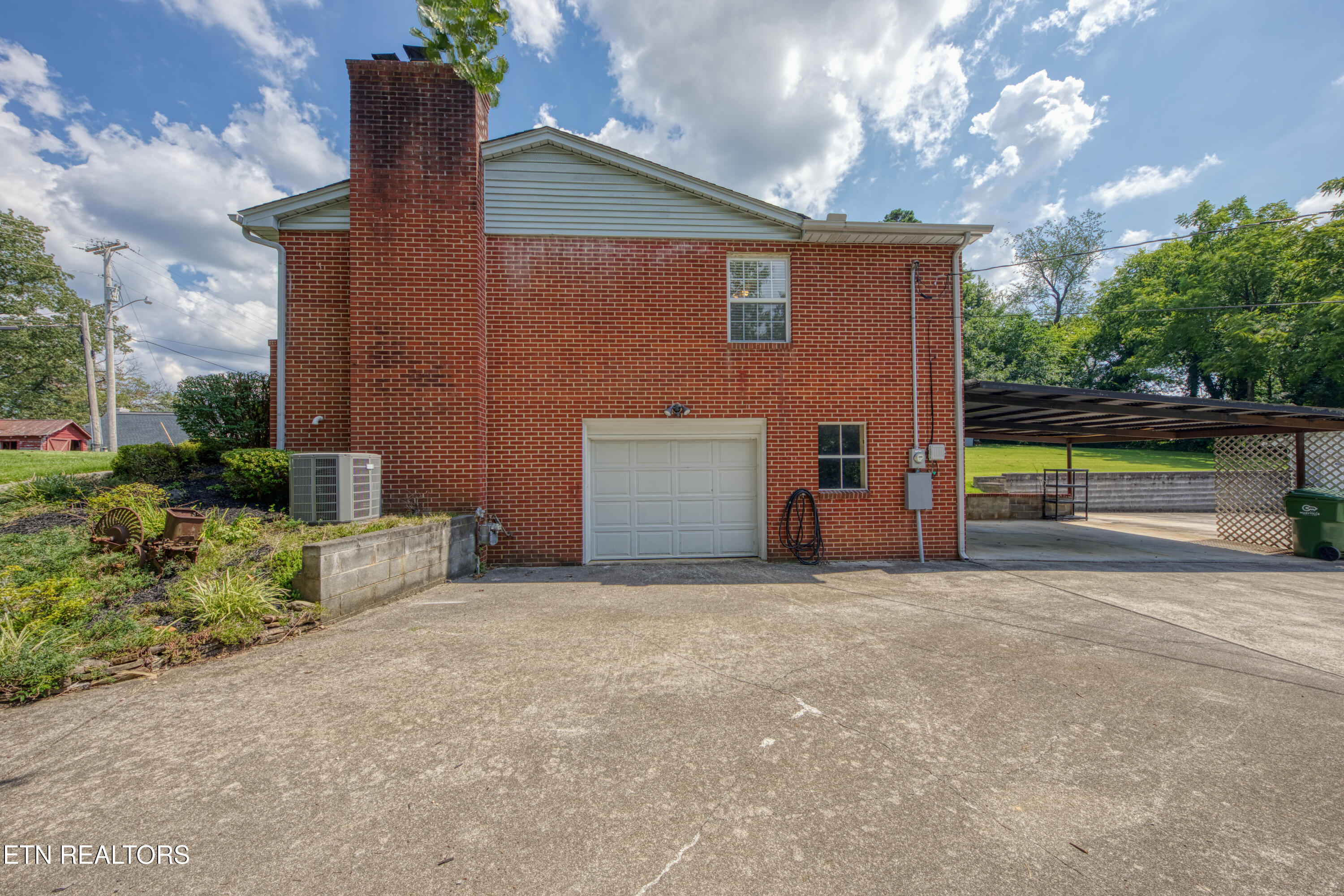 509 N Maple Street Maryville TN 37801
