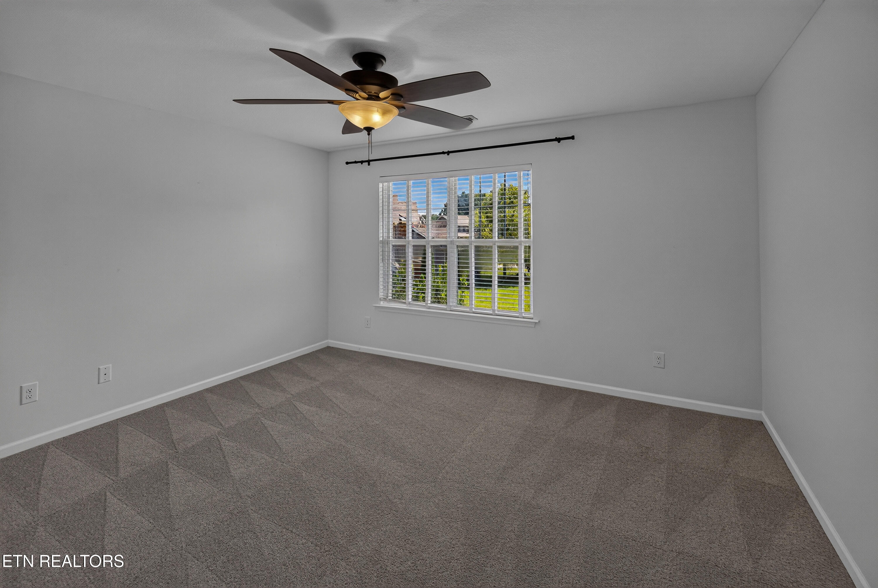 2306 Ancient Oak Lane Knoxville TN 37931
