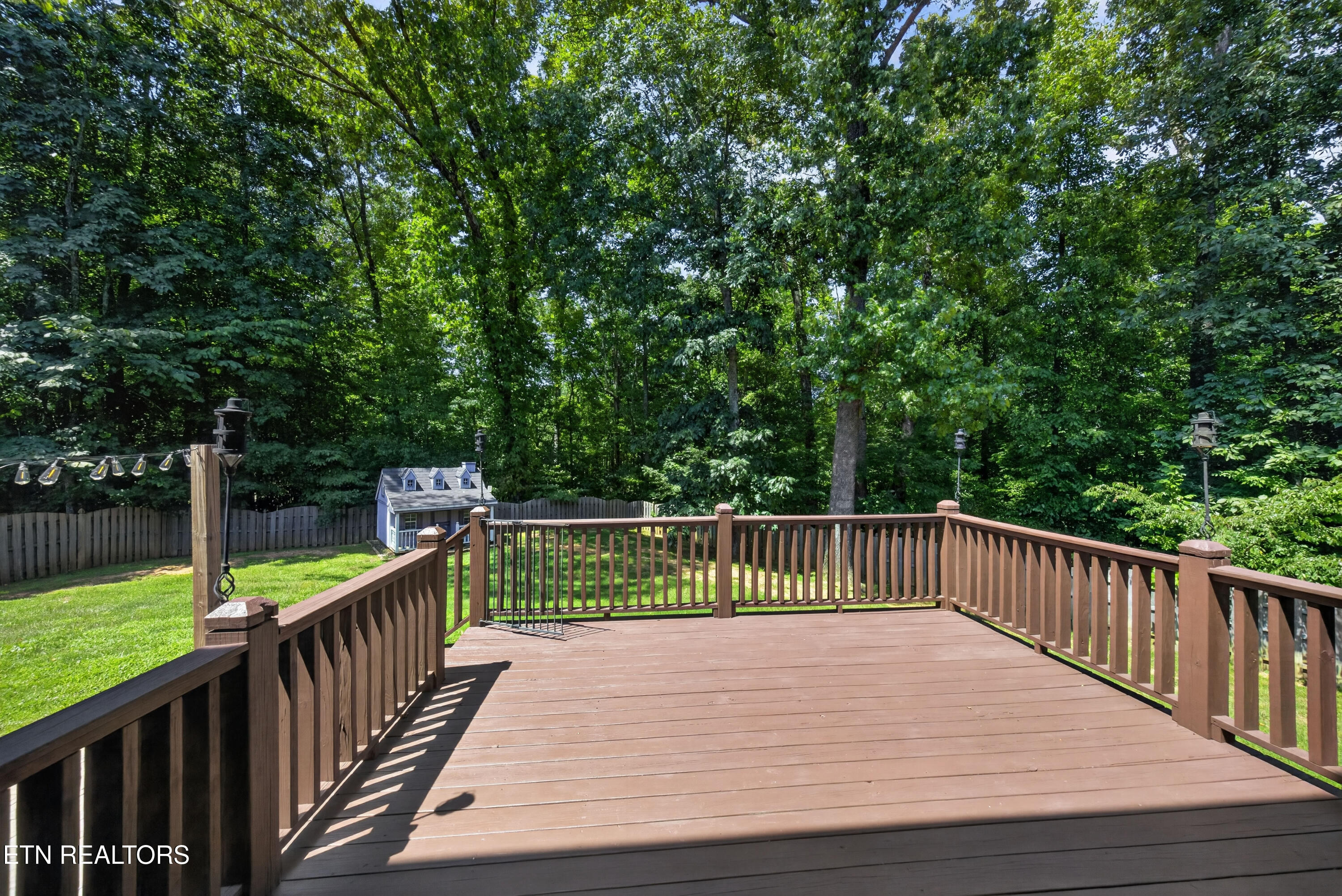 2306 Ancient Oak Lane Knoxville TN 37931
