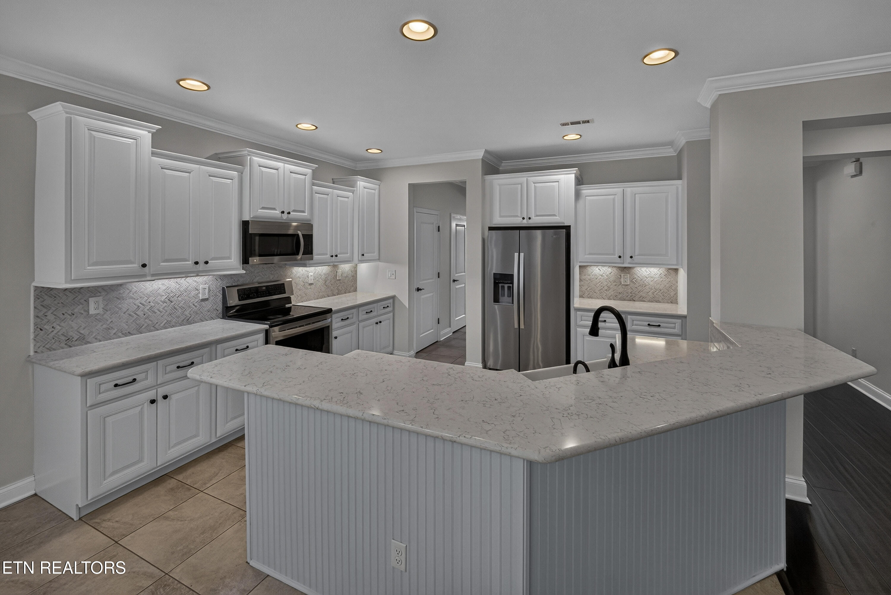 2306 Ancient Oak Lane Knoxville TN 37931