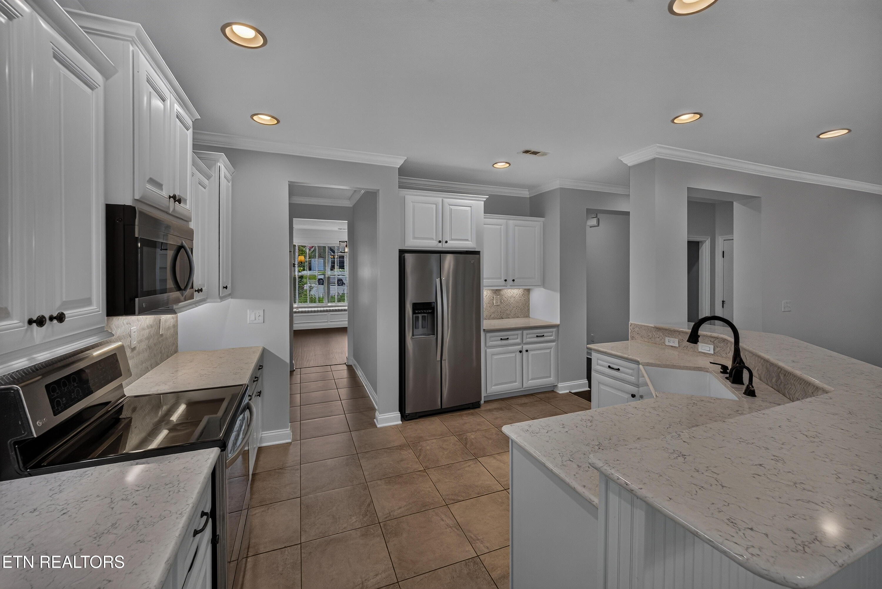 2306 Ancient Oak Lane Knoxville TN 37931