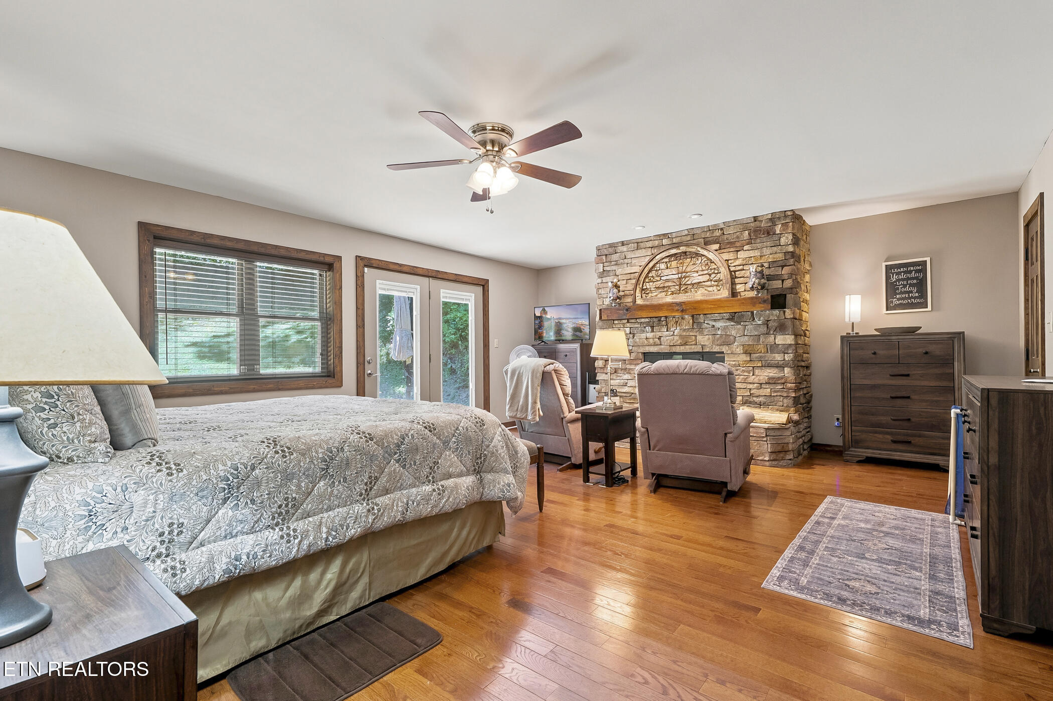1501 Walt Price Road Pigeon Forge TN 37876