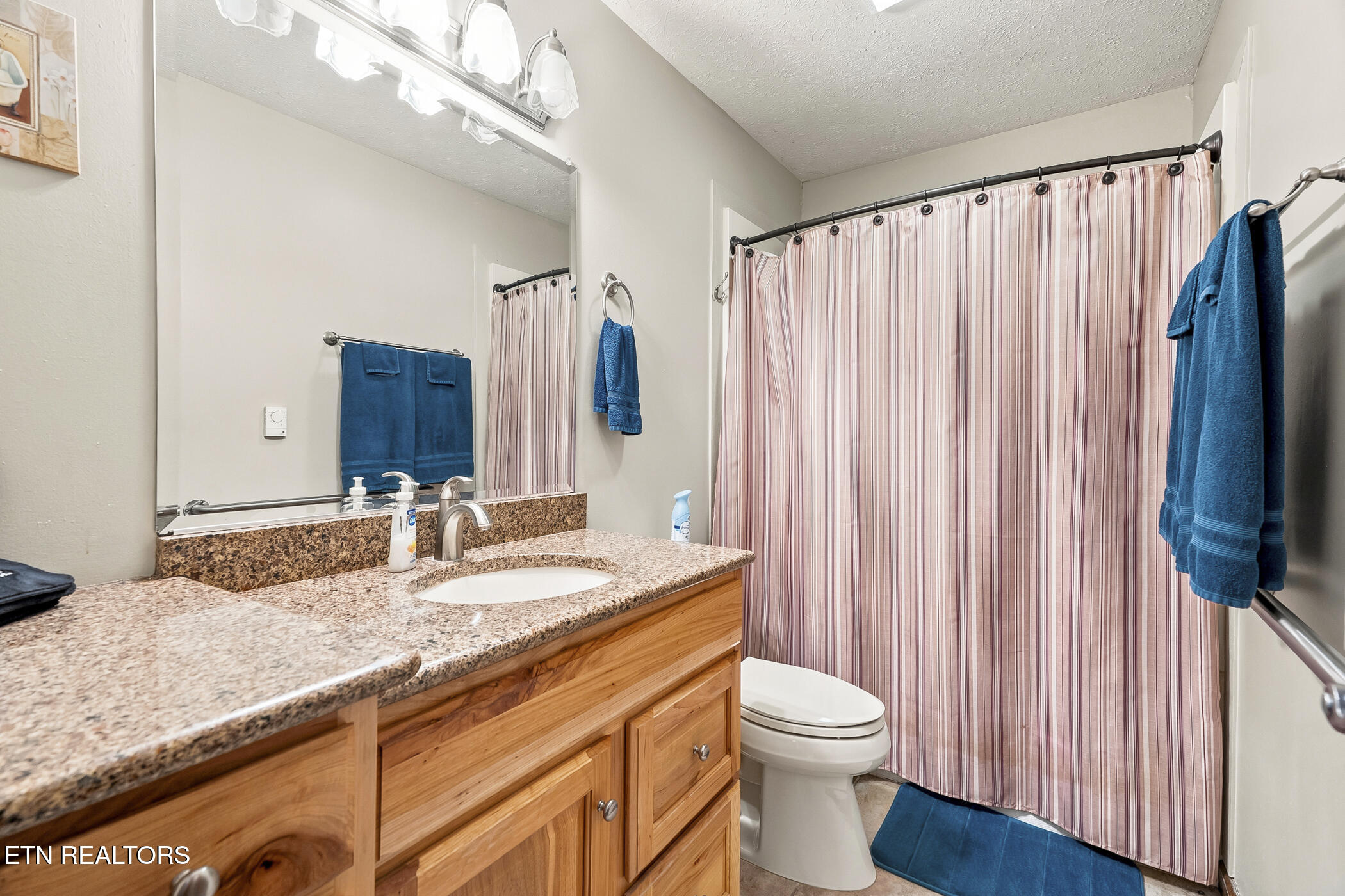 1501 Walt Price Road Pigeon Forge TN 37876