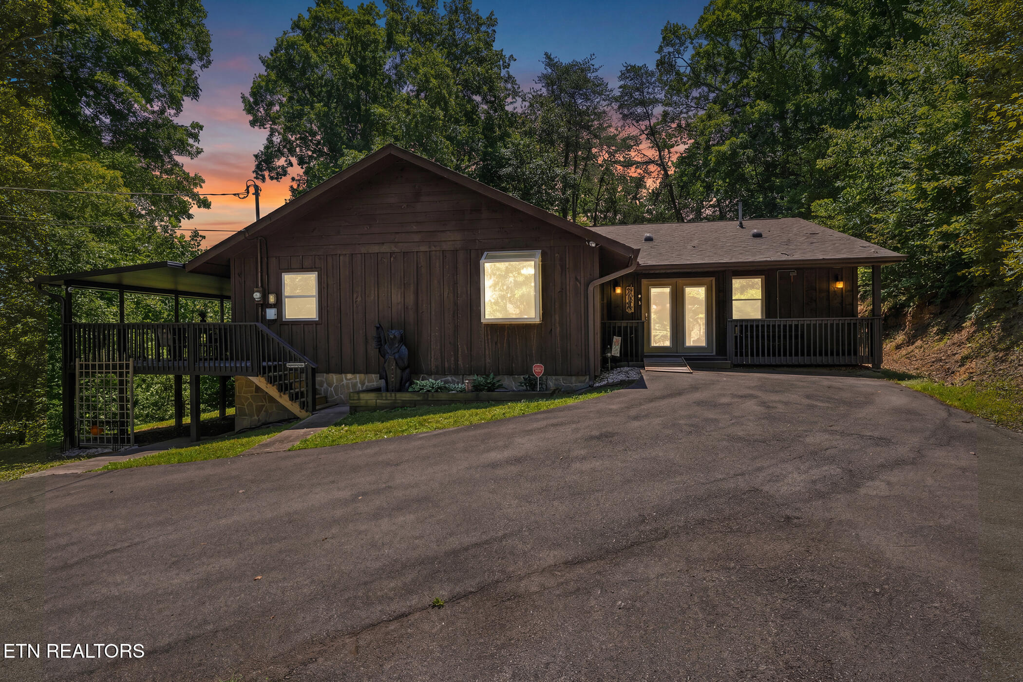 1501 Walt Price Road Pigeon Forge TN 37876
