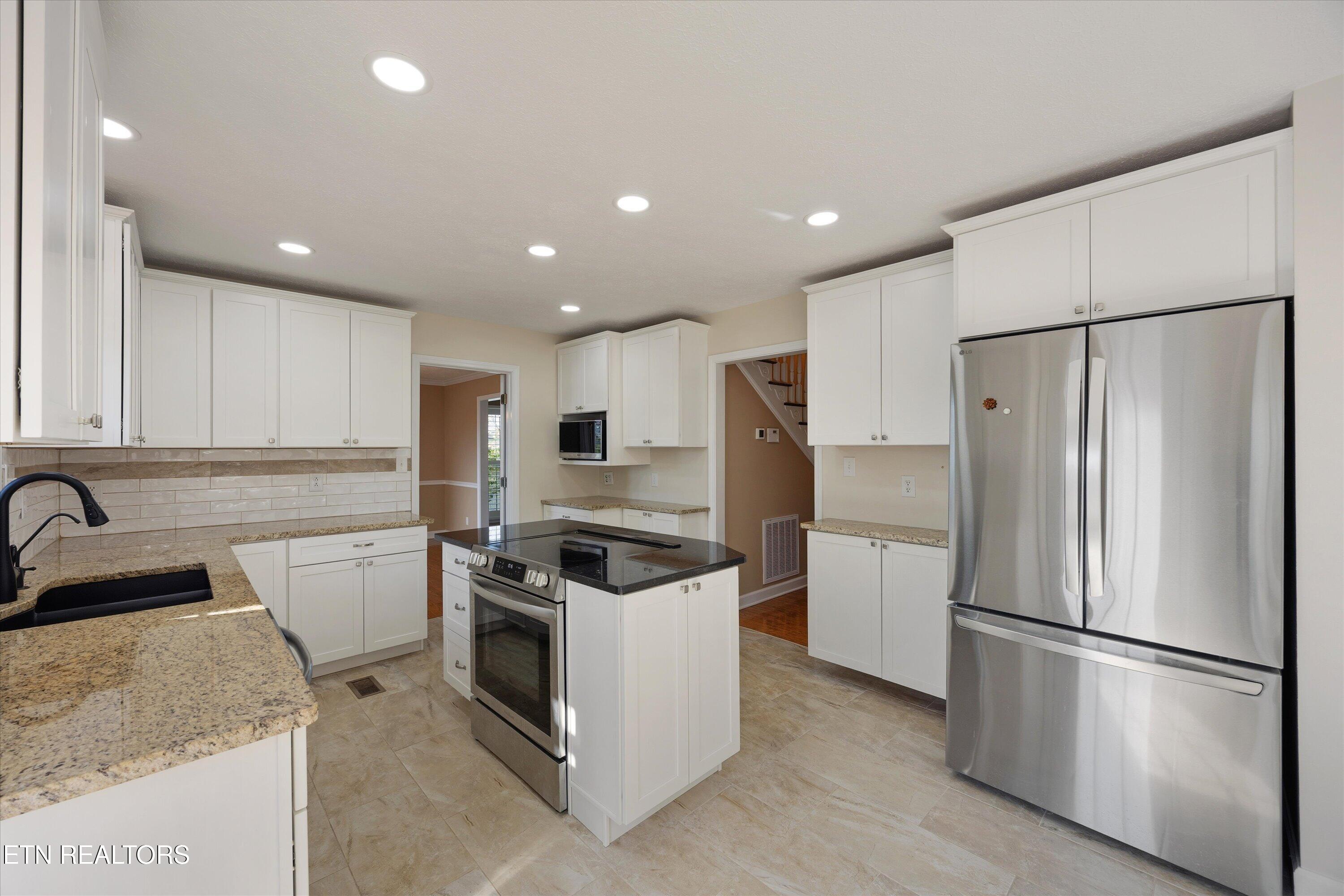 113 Ostenbarker Street Maryville TN 37804