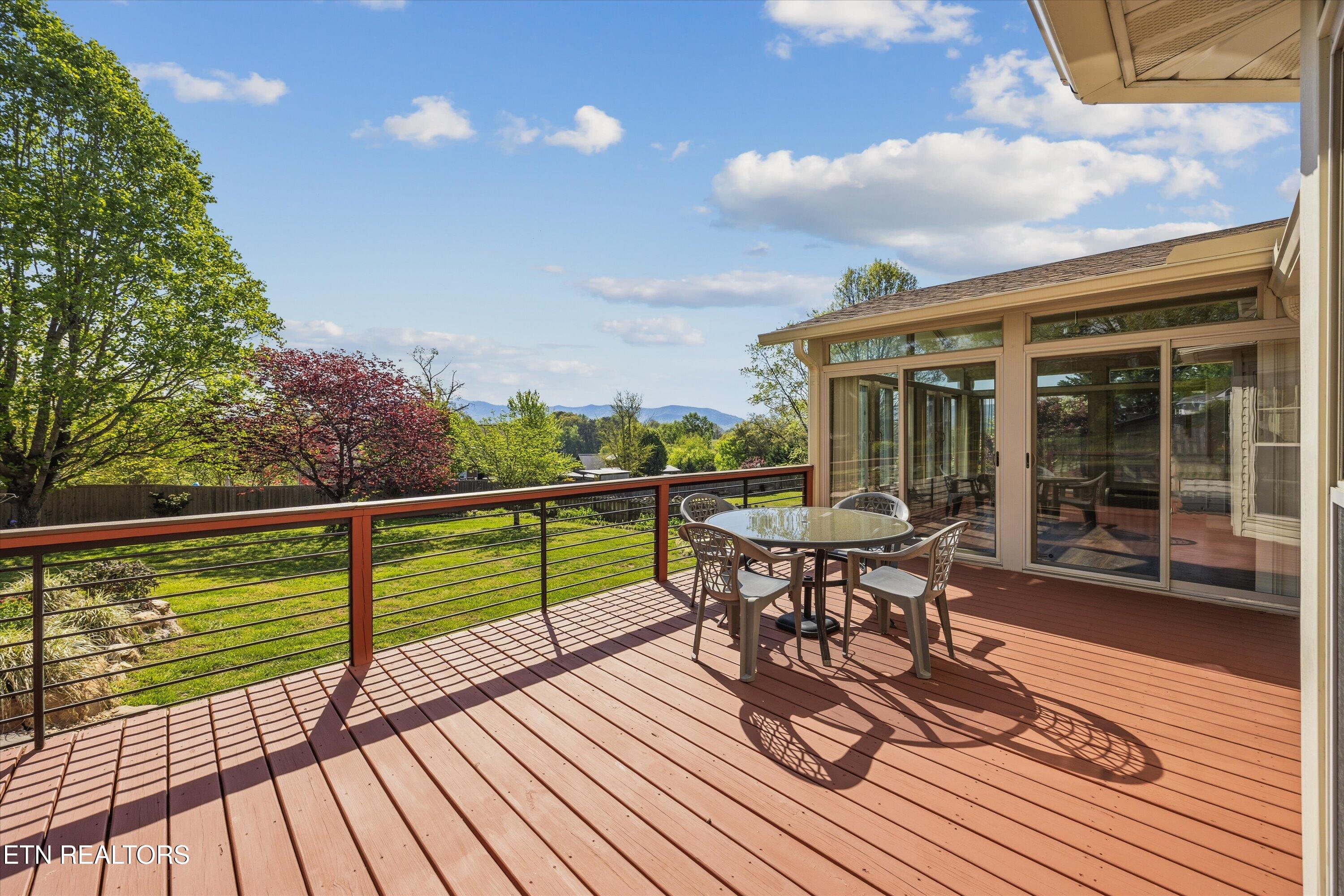 113 Ostenbarker Street Maryville TN 37804