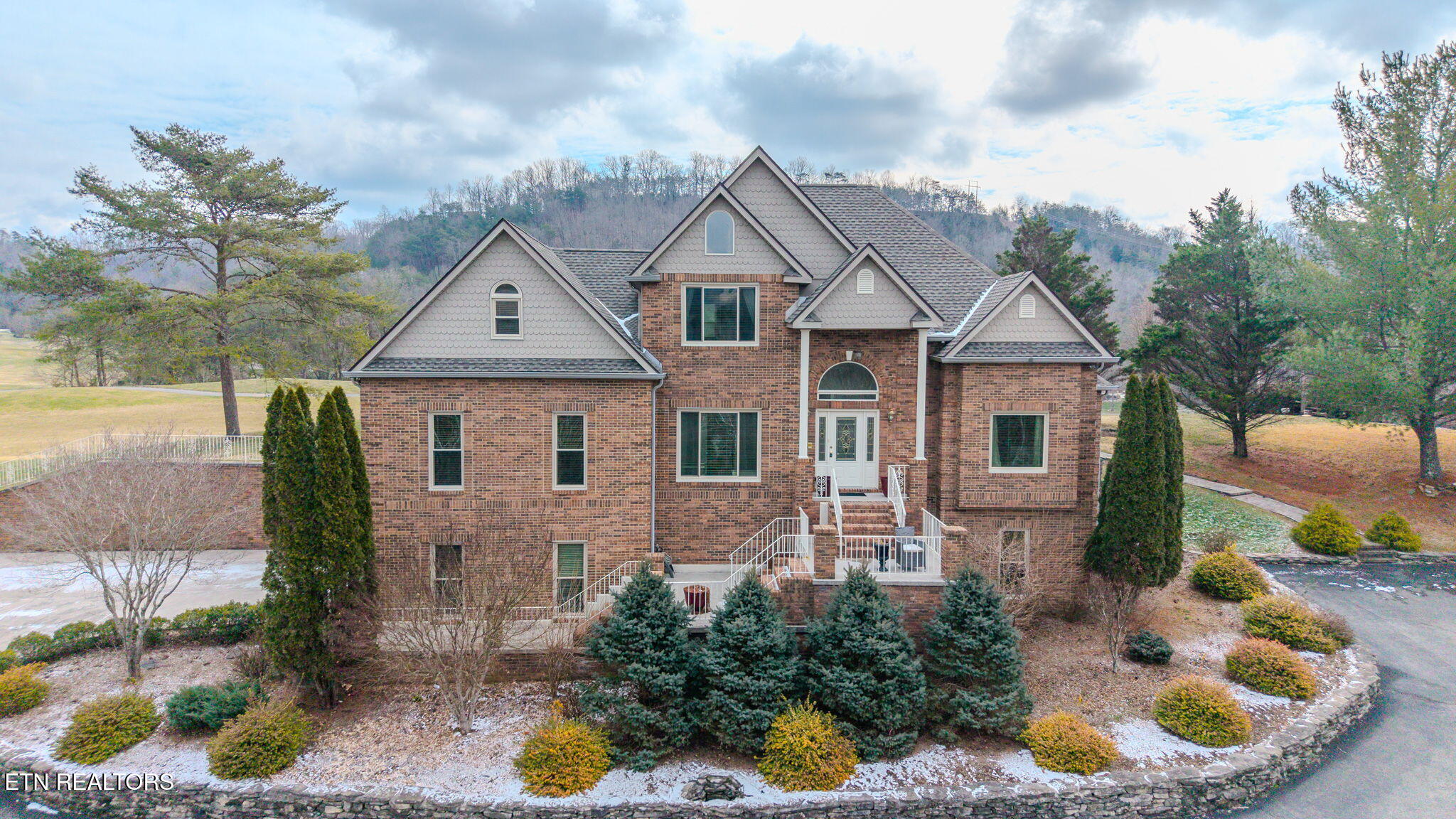 205 Links Court Tazewell TN 37879
