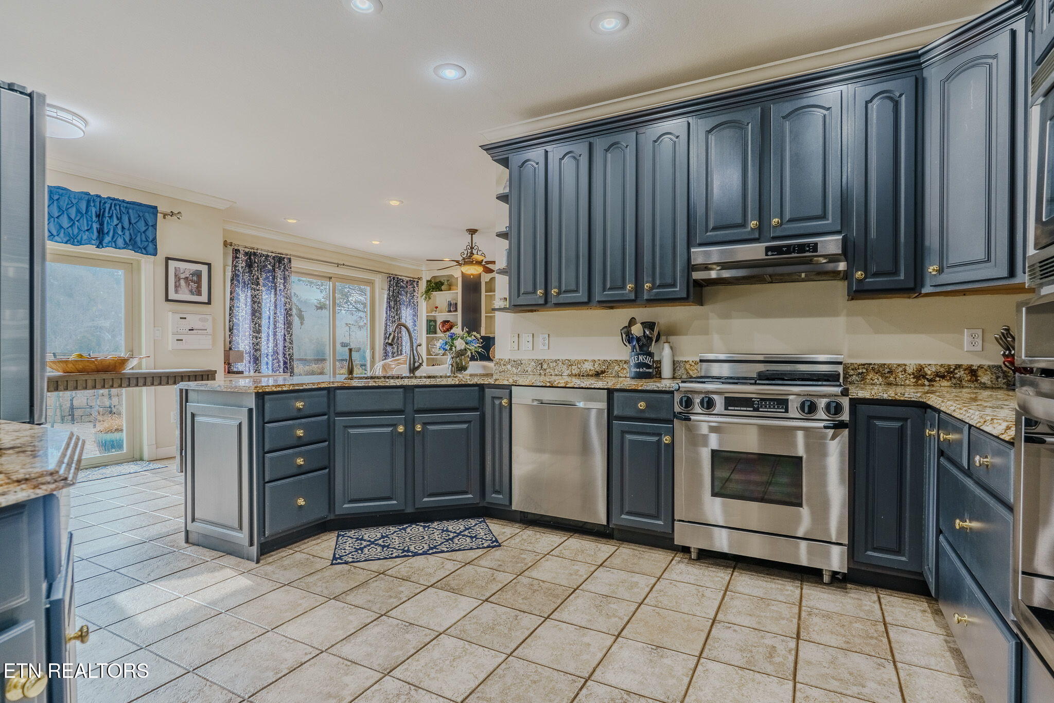 205 Links Court Tazewell TN 37879