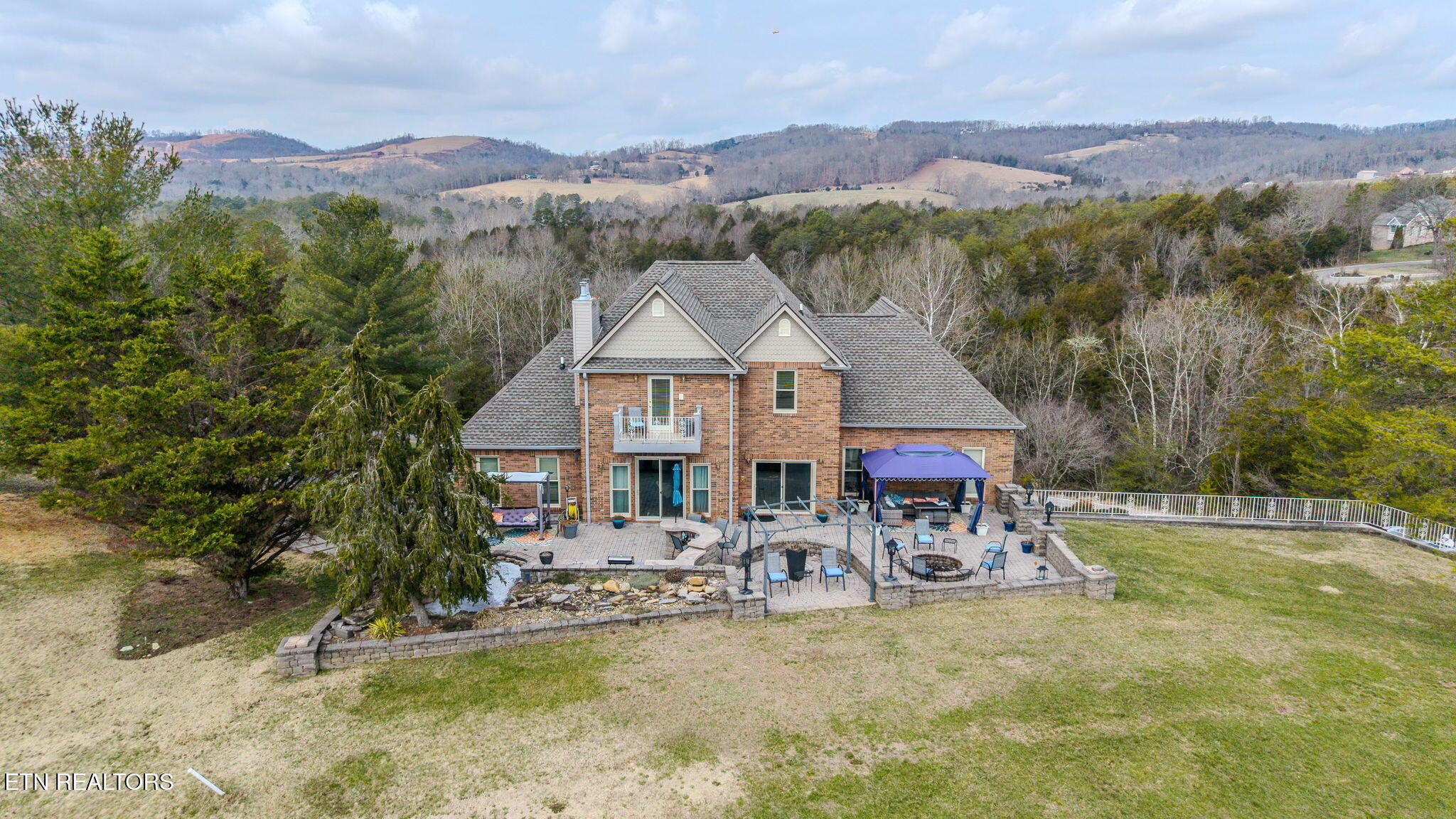 205 Links Court Tazewell TN 37879