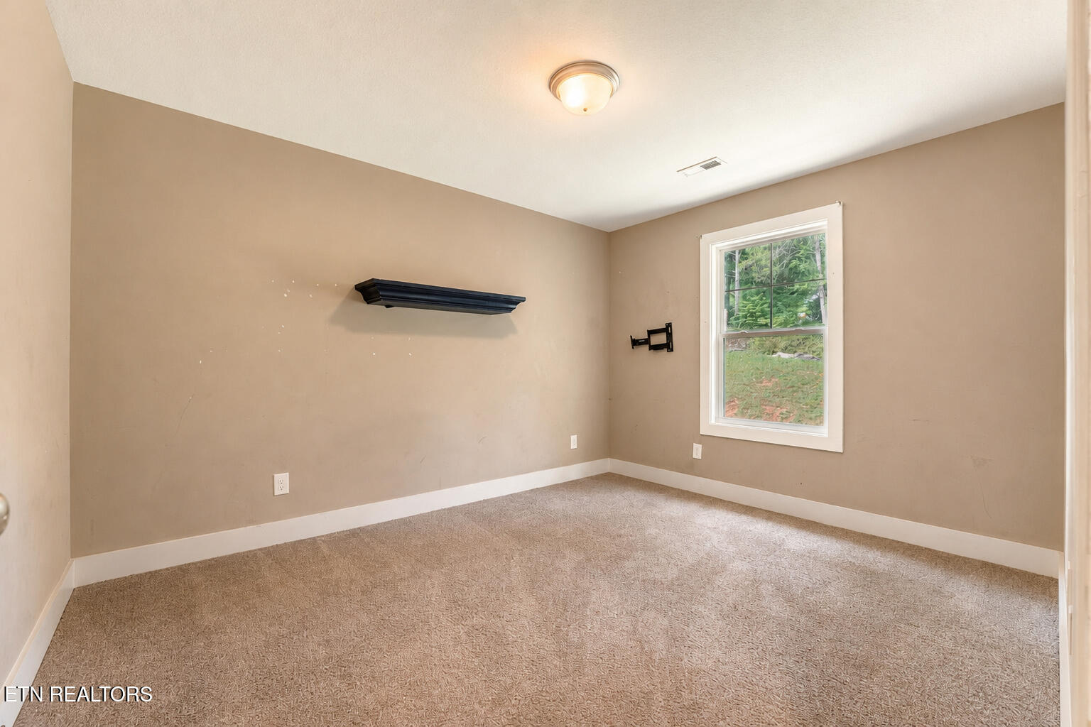 6211 Aldingham Street Knoxville TN 37912