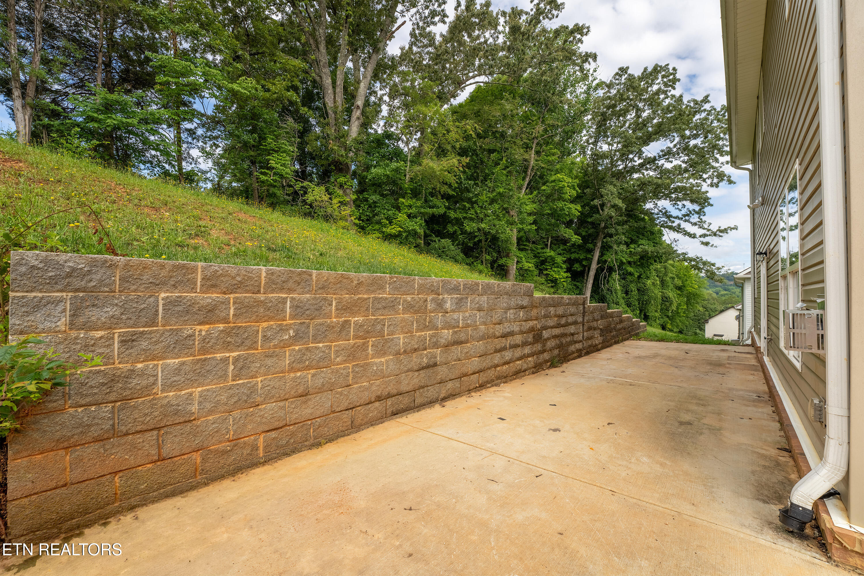 6211 Aldingham Street Knoxville TN 37912