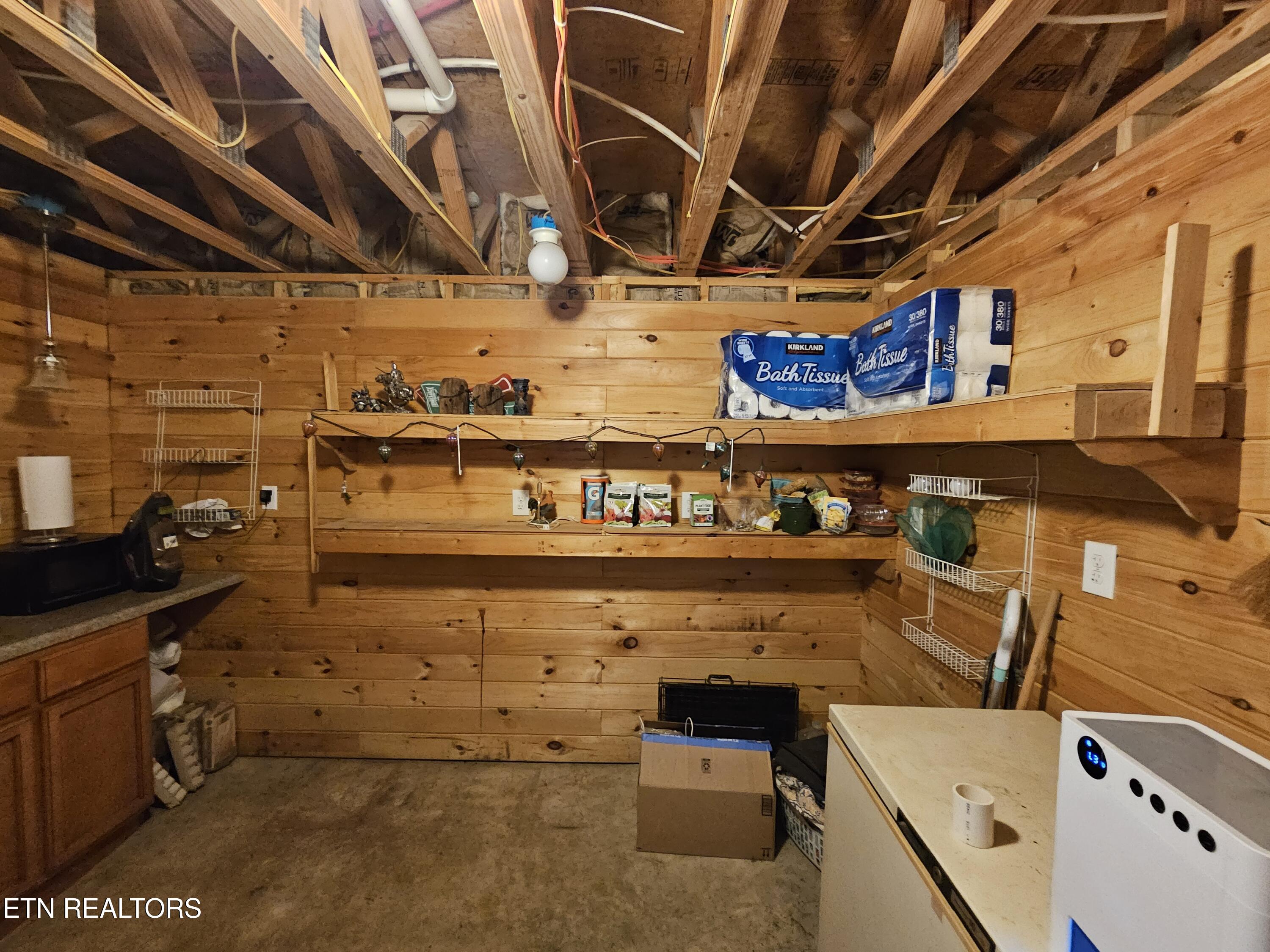 117 Coyote Lane Oneida TN 37841