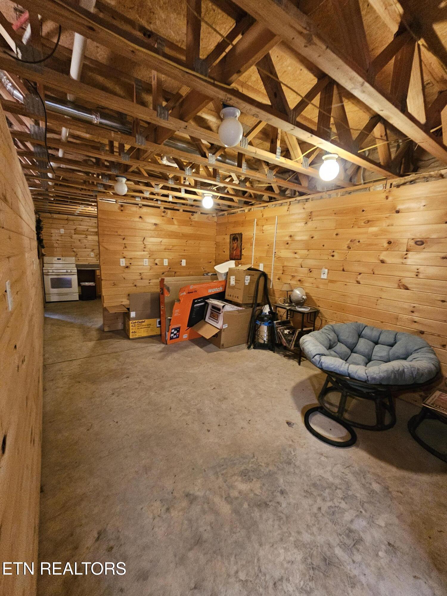 117 Coyote Lane Oneida TN 37841