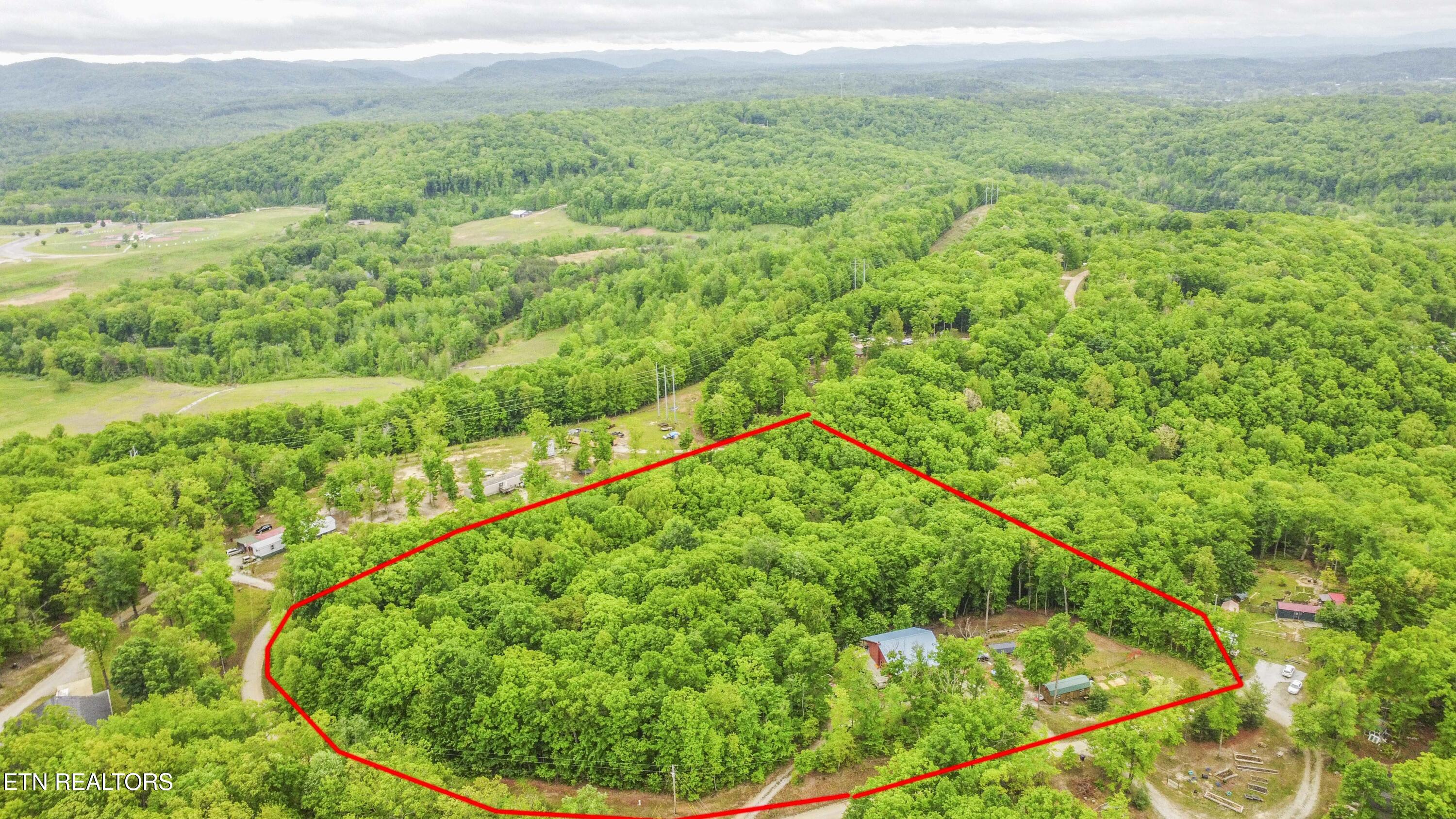 117 Coyote Lane Oneida TN 37841