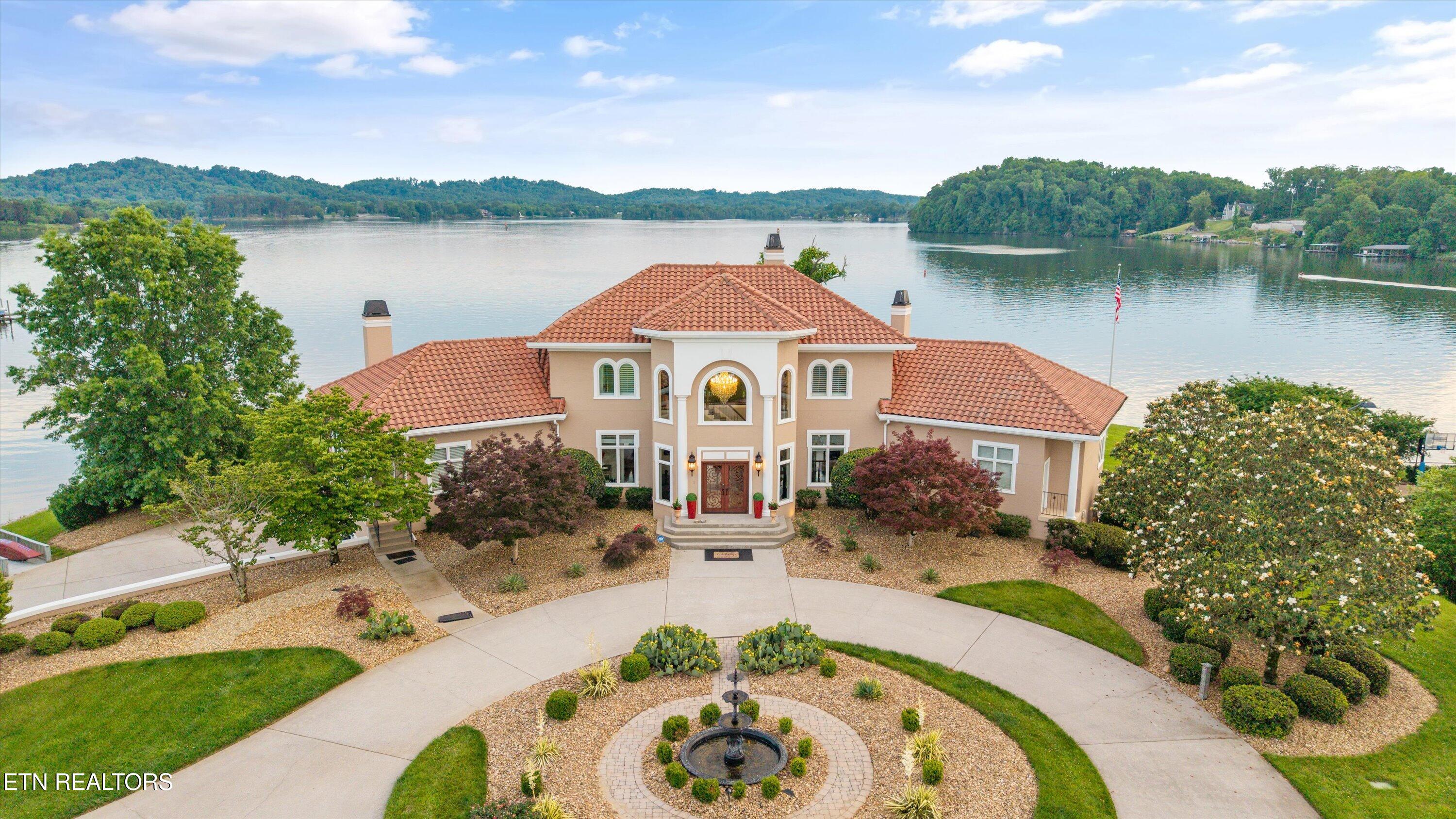 3801 Jackson Bend Drive Louisville TN 37777
