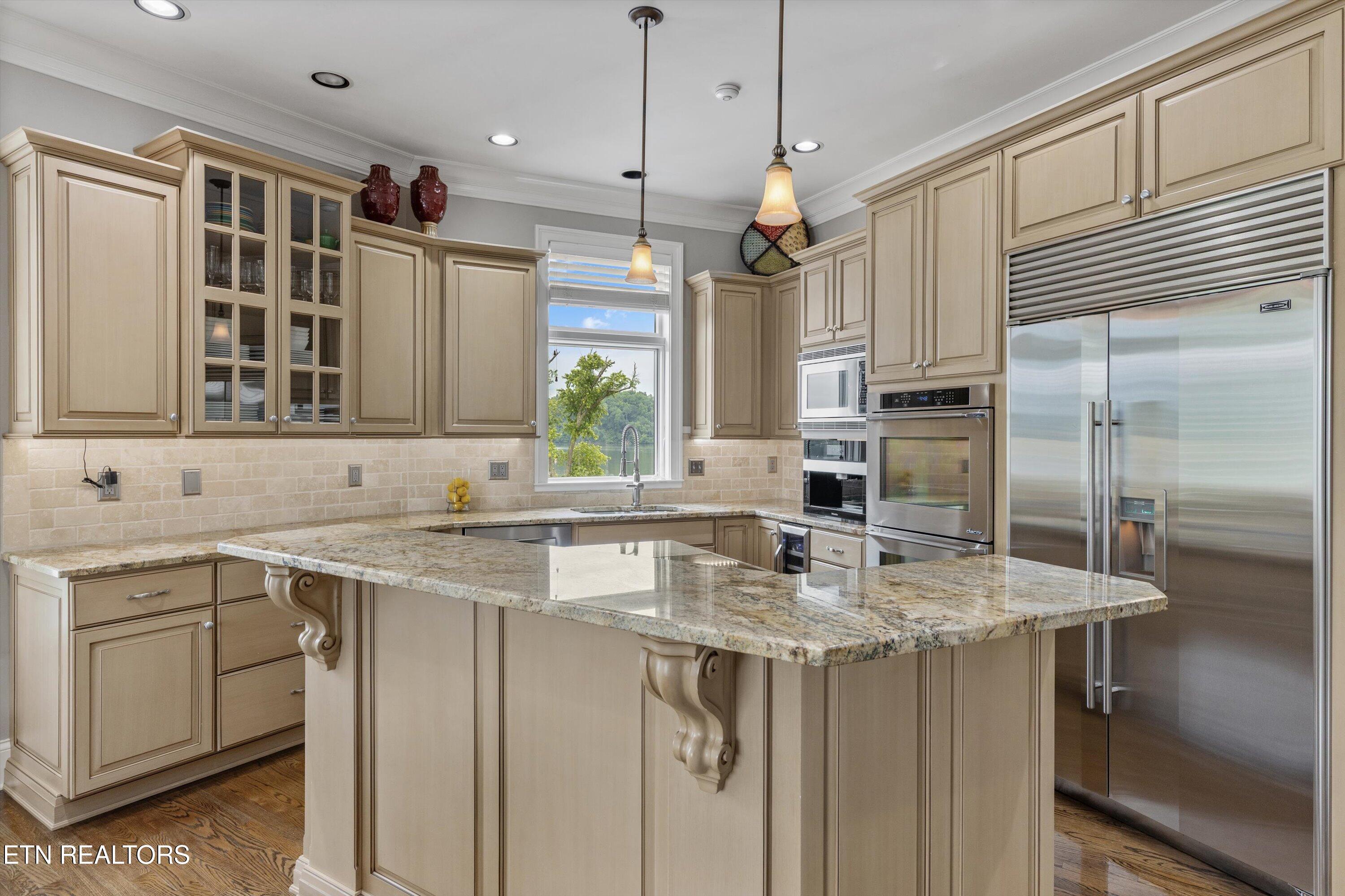 3801 Jackson Bend Drive Louisville TN 37777
