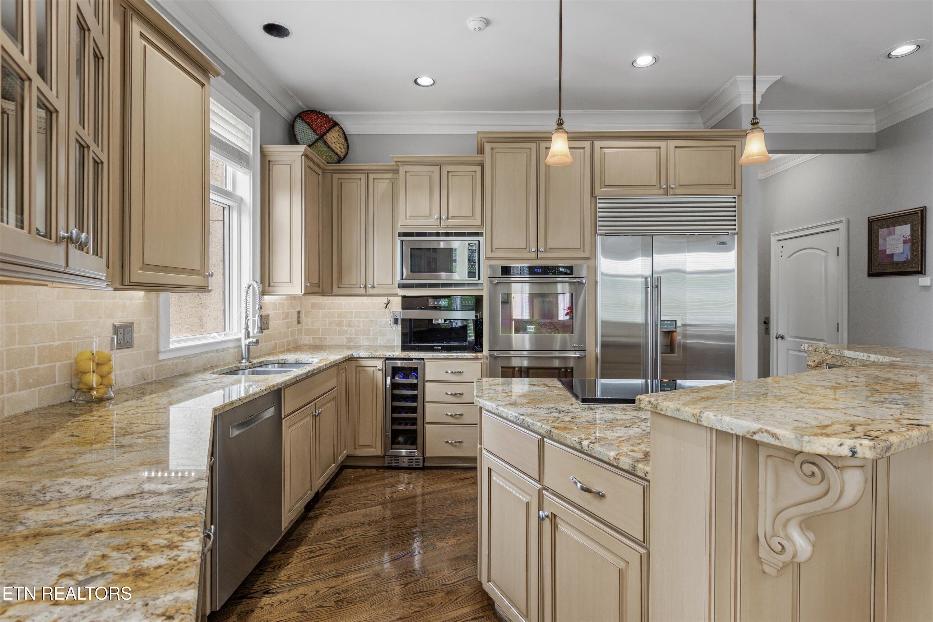 3801 Jackson Bend Drive Louisville TN 37777