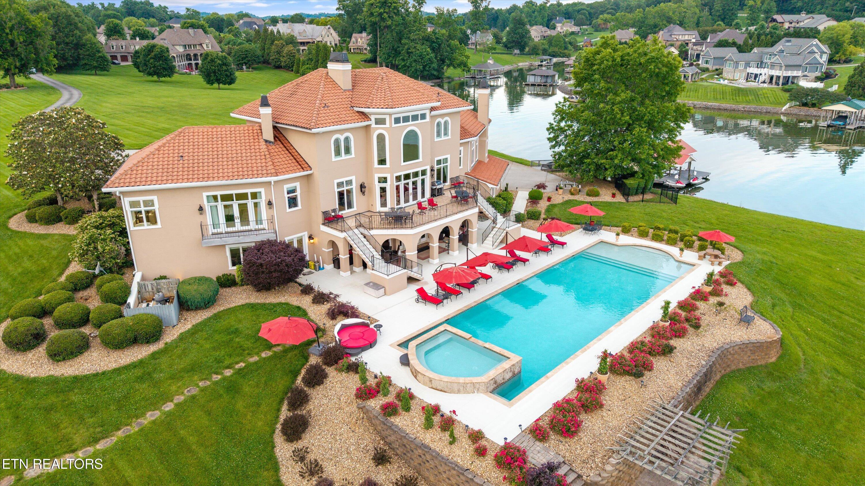3801 Jackson Bend Drive Louisville TN 37777