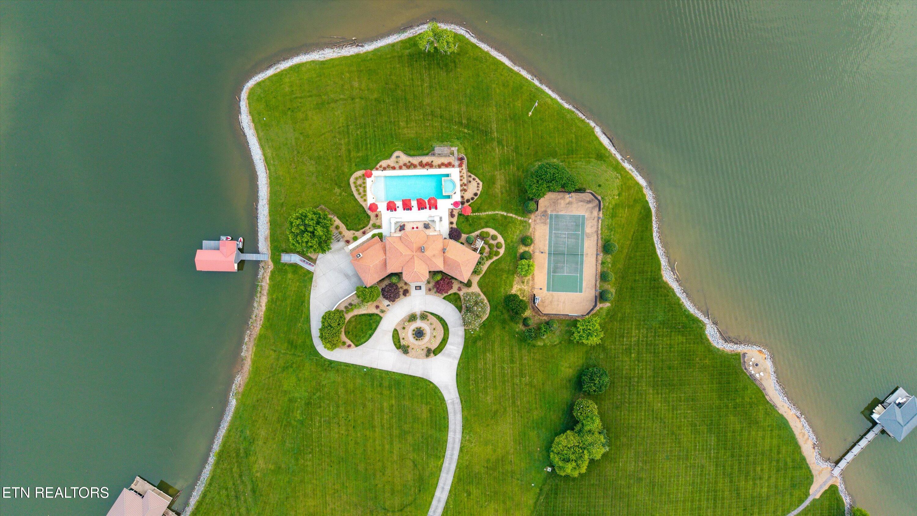 3801 Jackson Bend Drive Louisville TN 37777