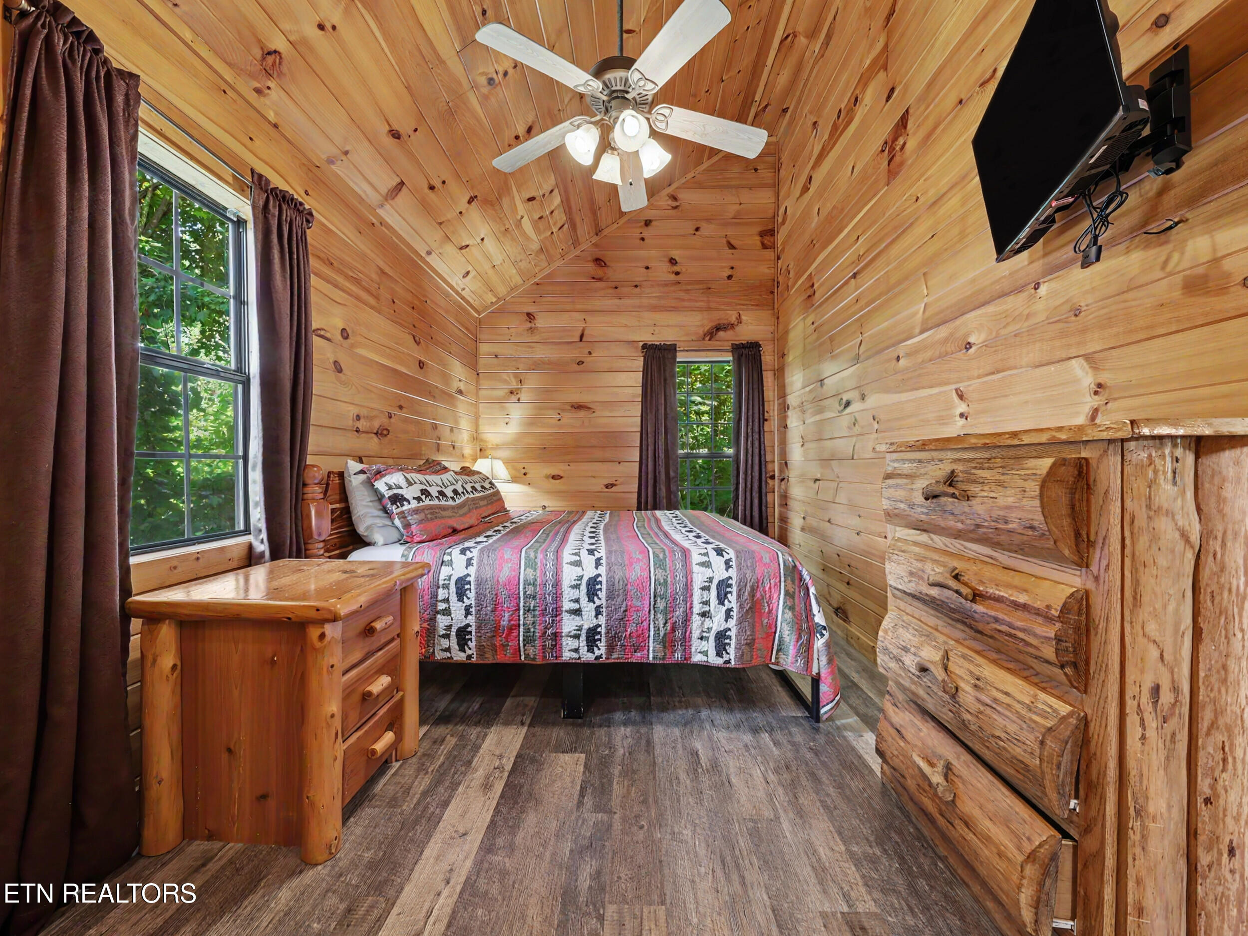 513 Parsons Branch Way Gatlinburg TN 37738
