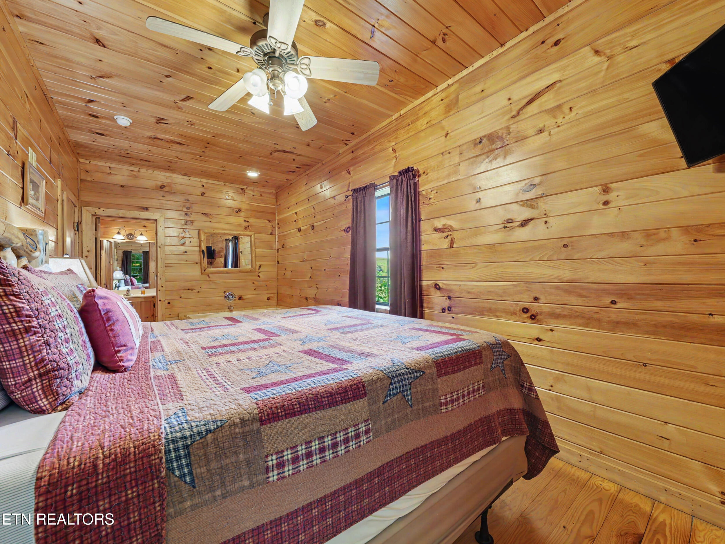 513 Parsons Branch Way Gatlinburg TN 37738