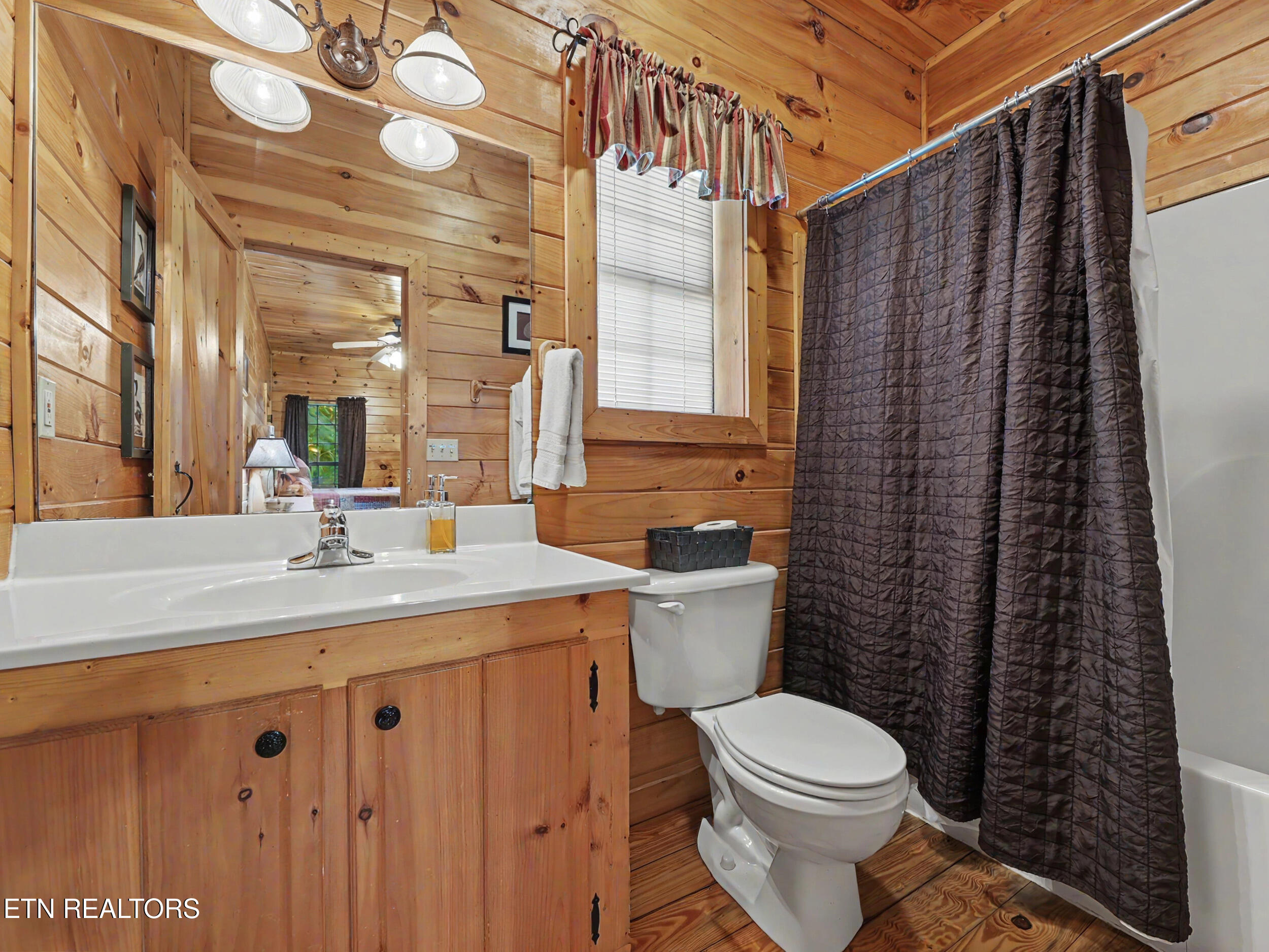 513 Parsons Branch Way Gatlinburg TN 37738