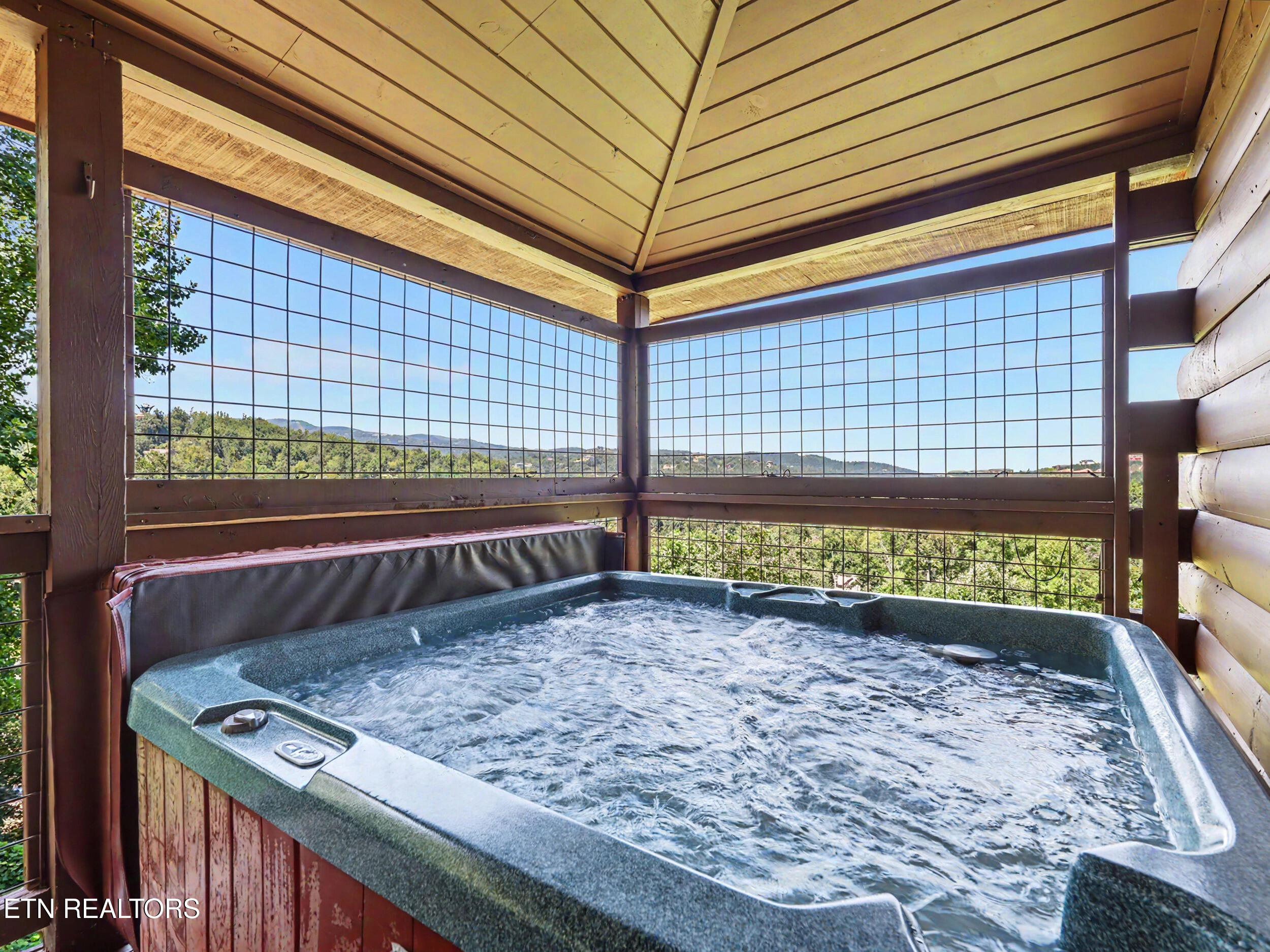 513 Parsons Branch Way Gatlinburg TN 37738