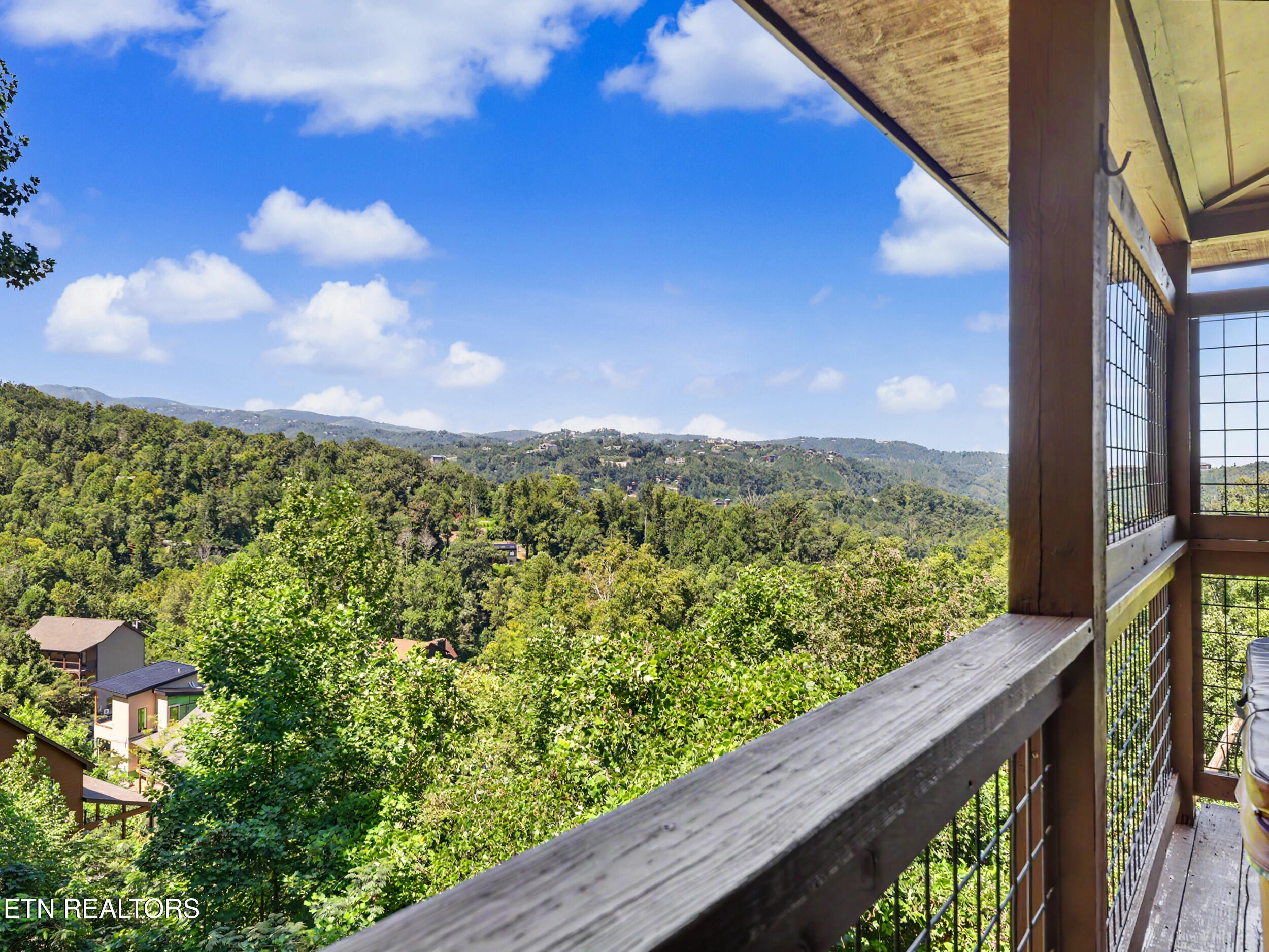 513 Parsons Branch Way Gatlinburg TN 37738