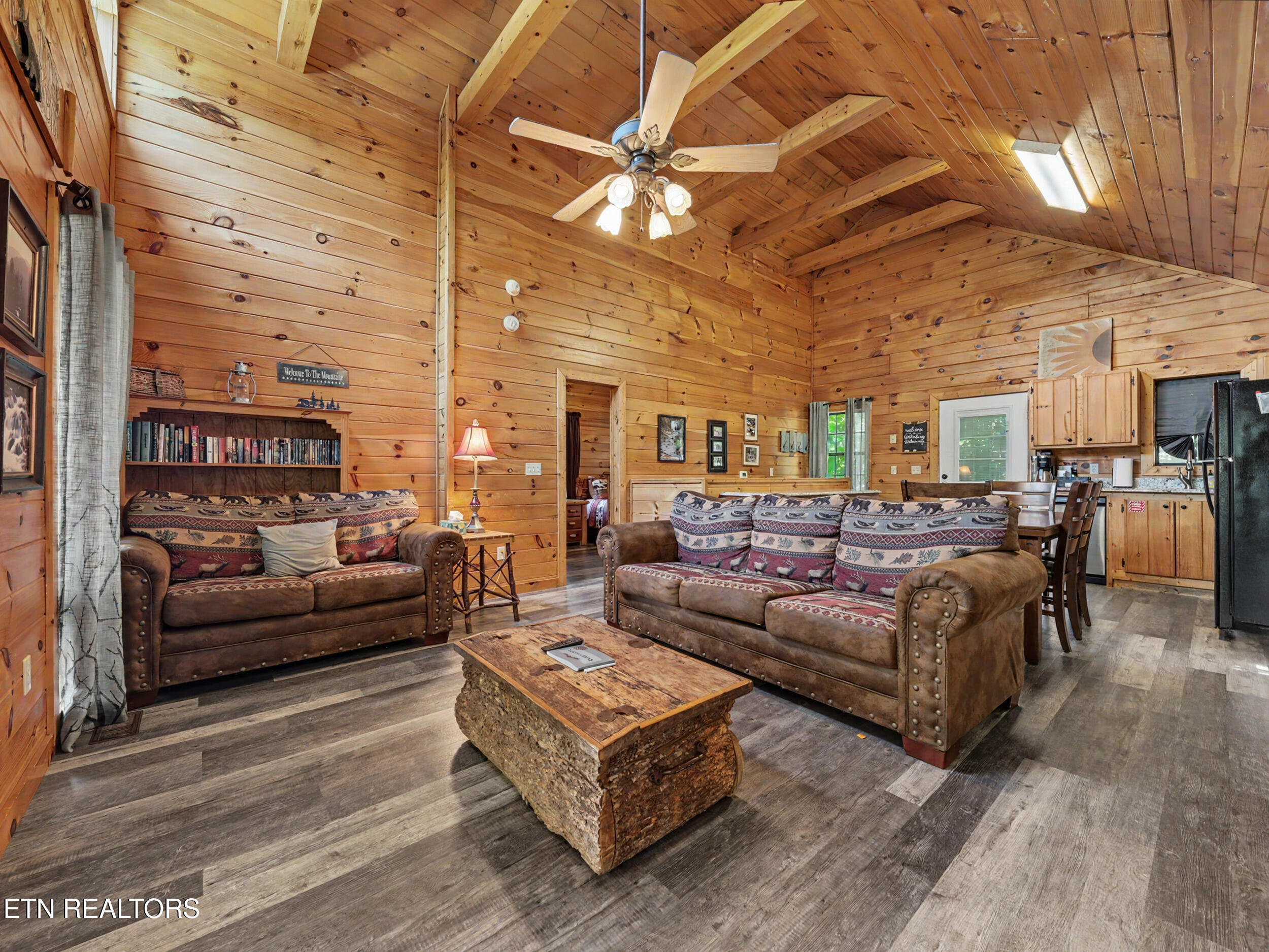 513 Parsons Branch Way Gatlinburg TN 37738
