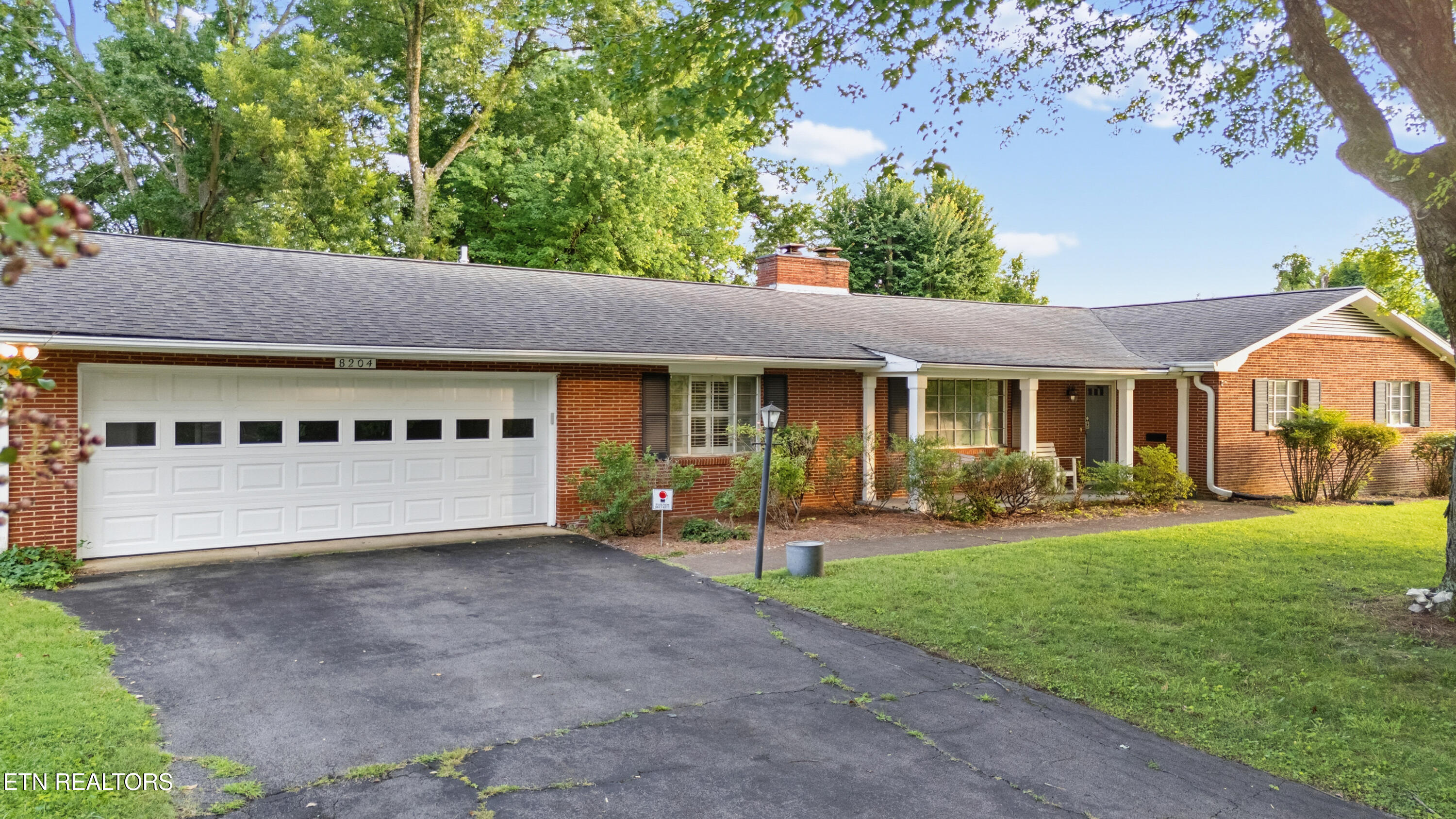 8204 Bennington Drive Knoxville TN 37909